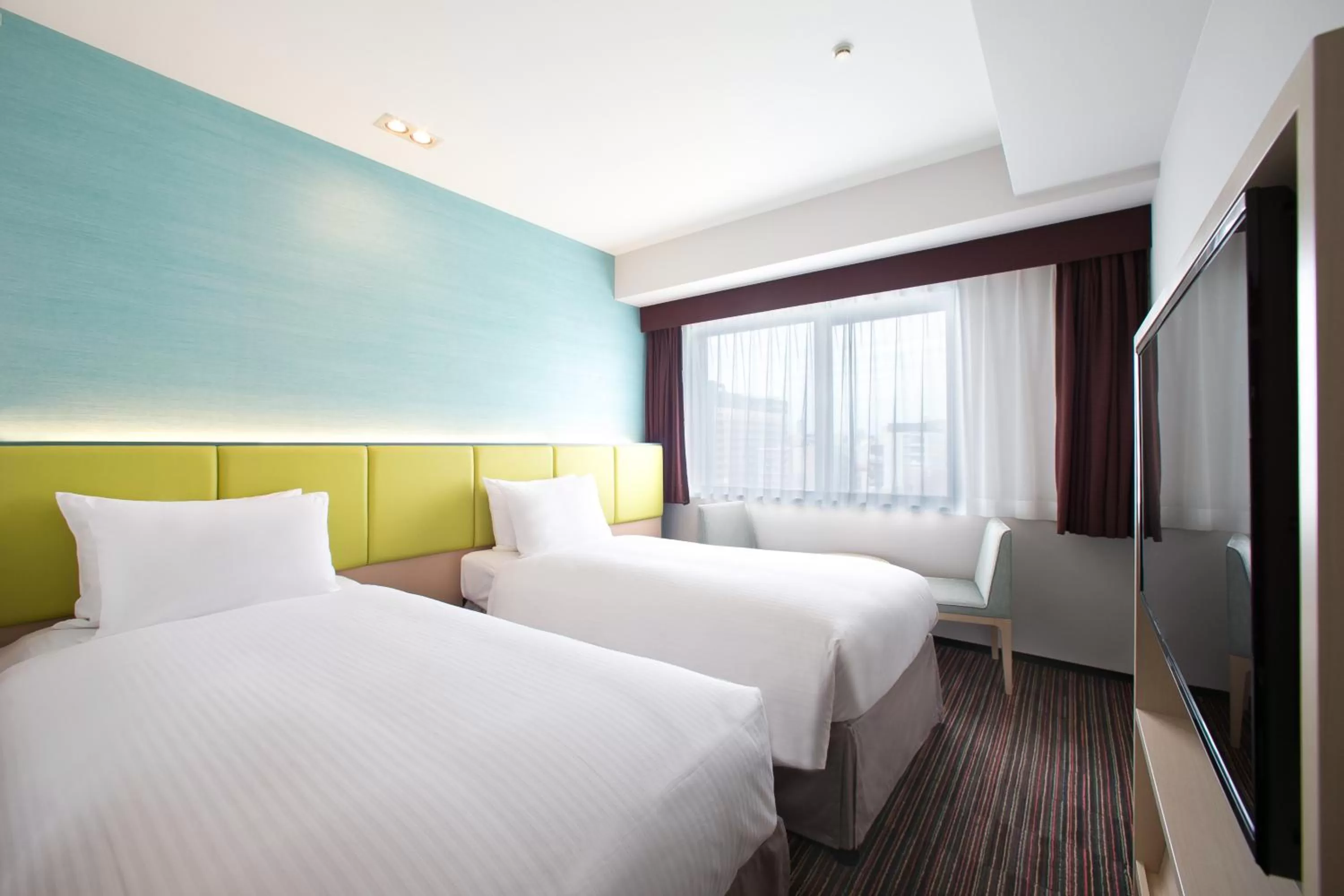 Photo of the whole room, Bed in Holiday Inn Osaka Namba by IHG