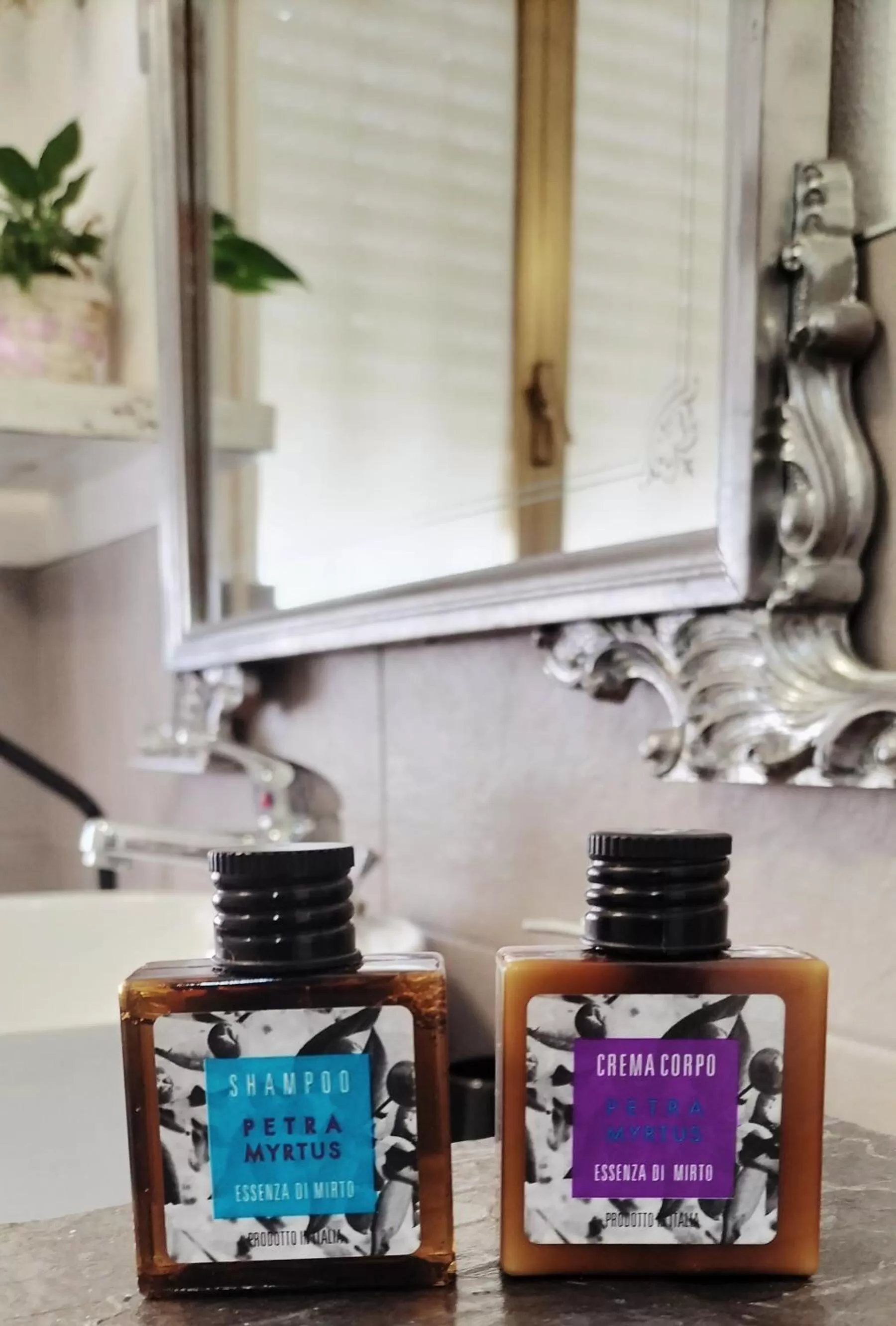 Bathroom in B&B SHARDANA