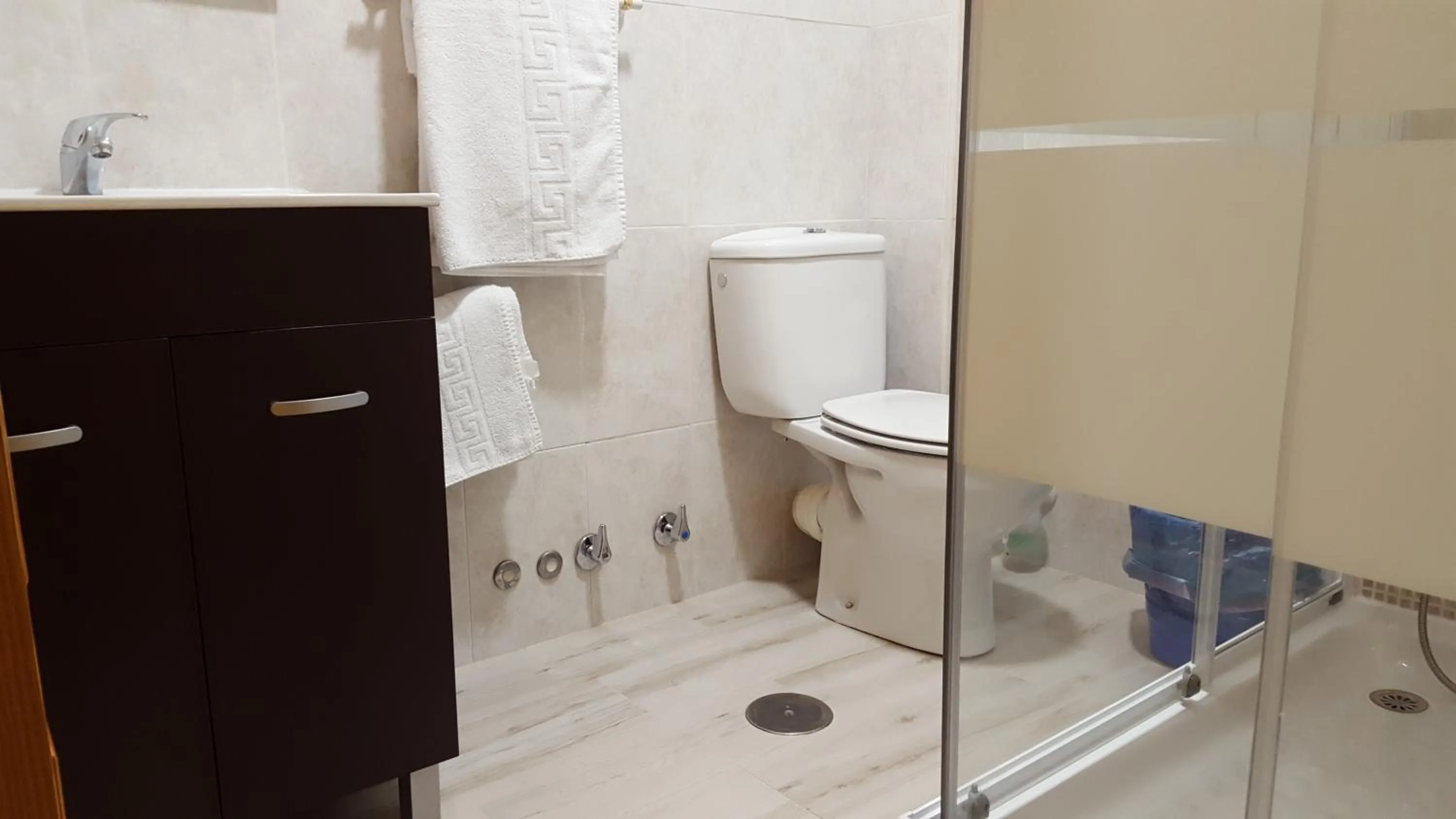 Shower in Hotel Cuatro Caños