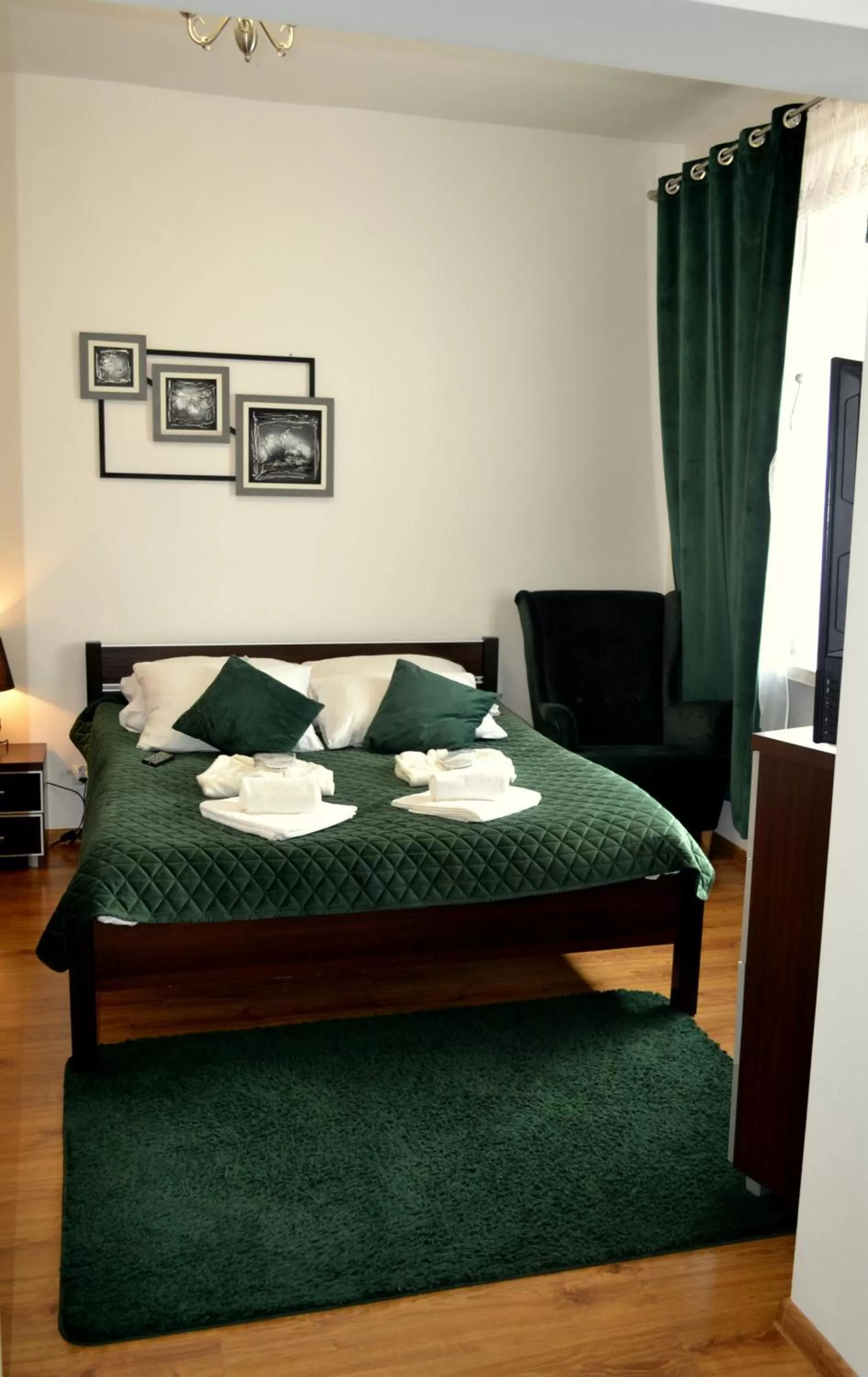 Bedroom, Bed in Hotel Piast