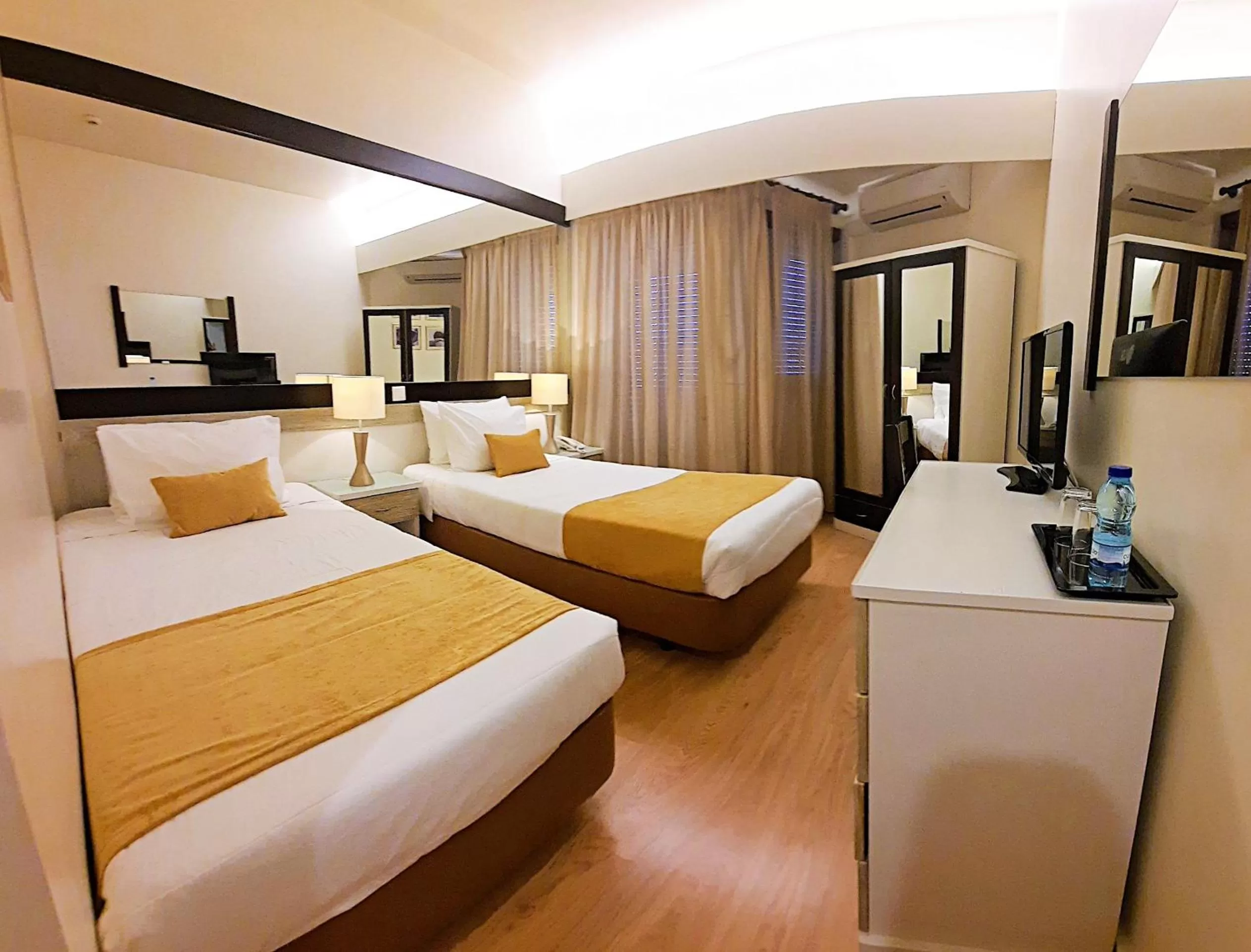 Bed in Hotel Aleluia