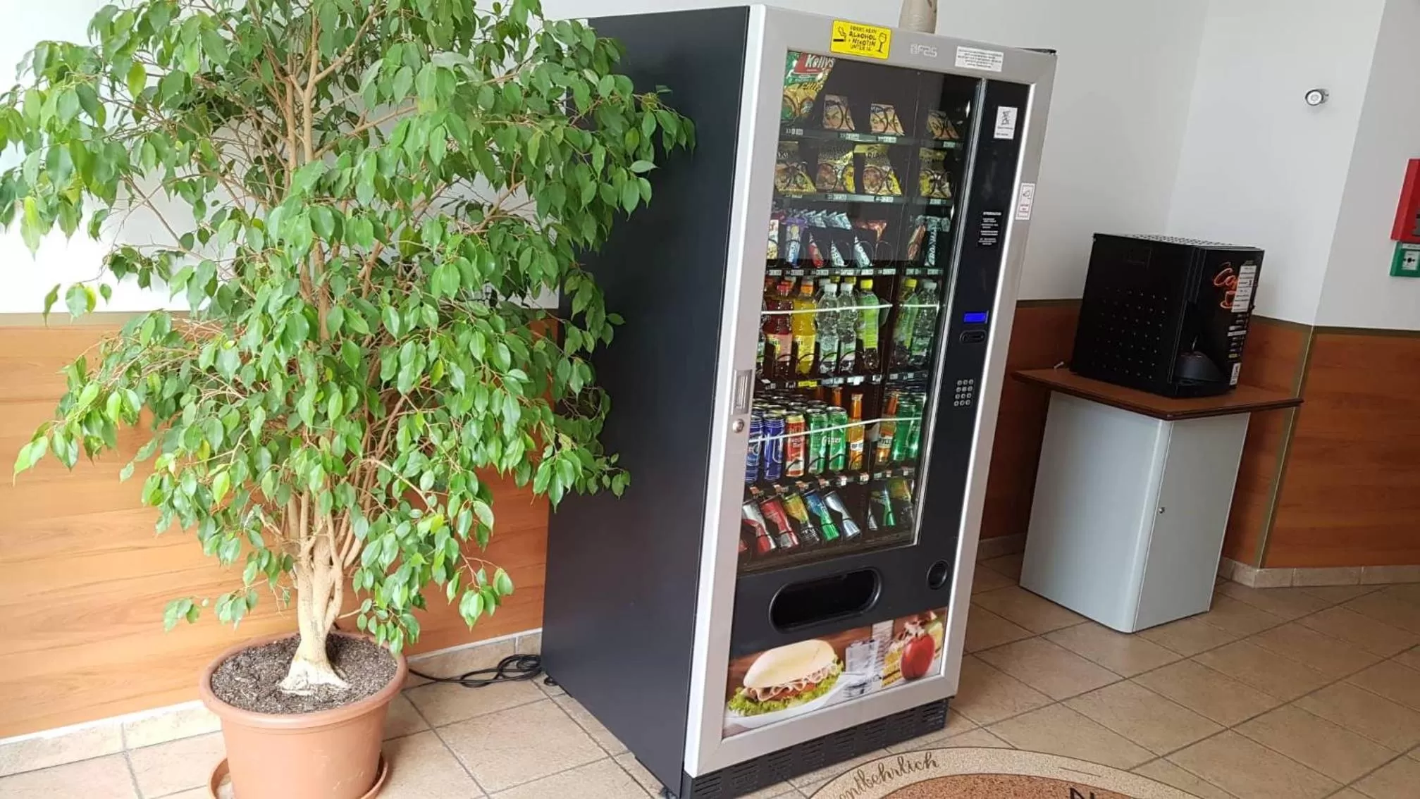 Food in OEKOTEL Traiskirchen