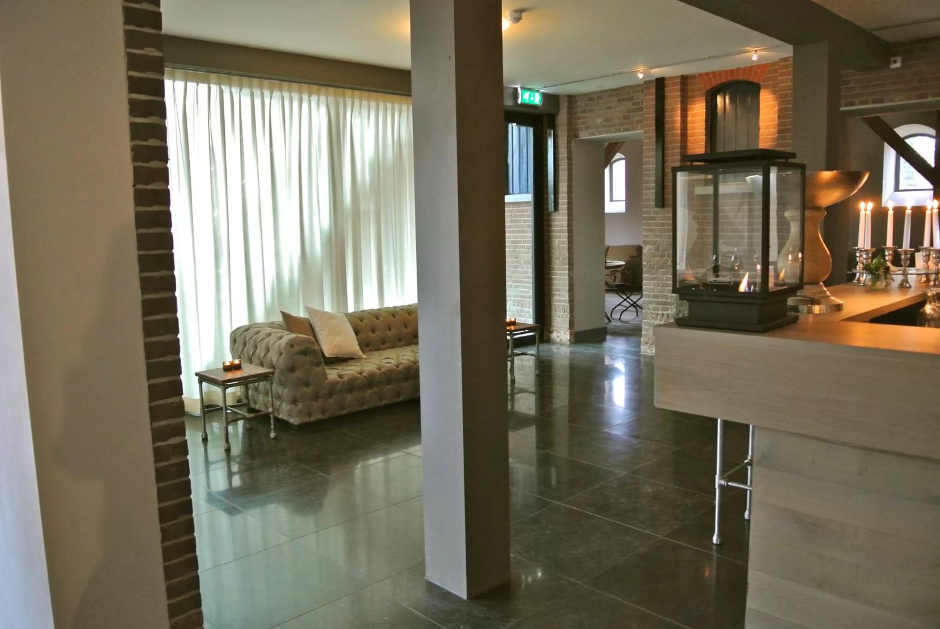 Lounge or bar in Fletcher Hotel-Restaurant Kasteel Coevorden