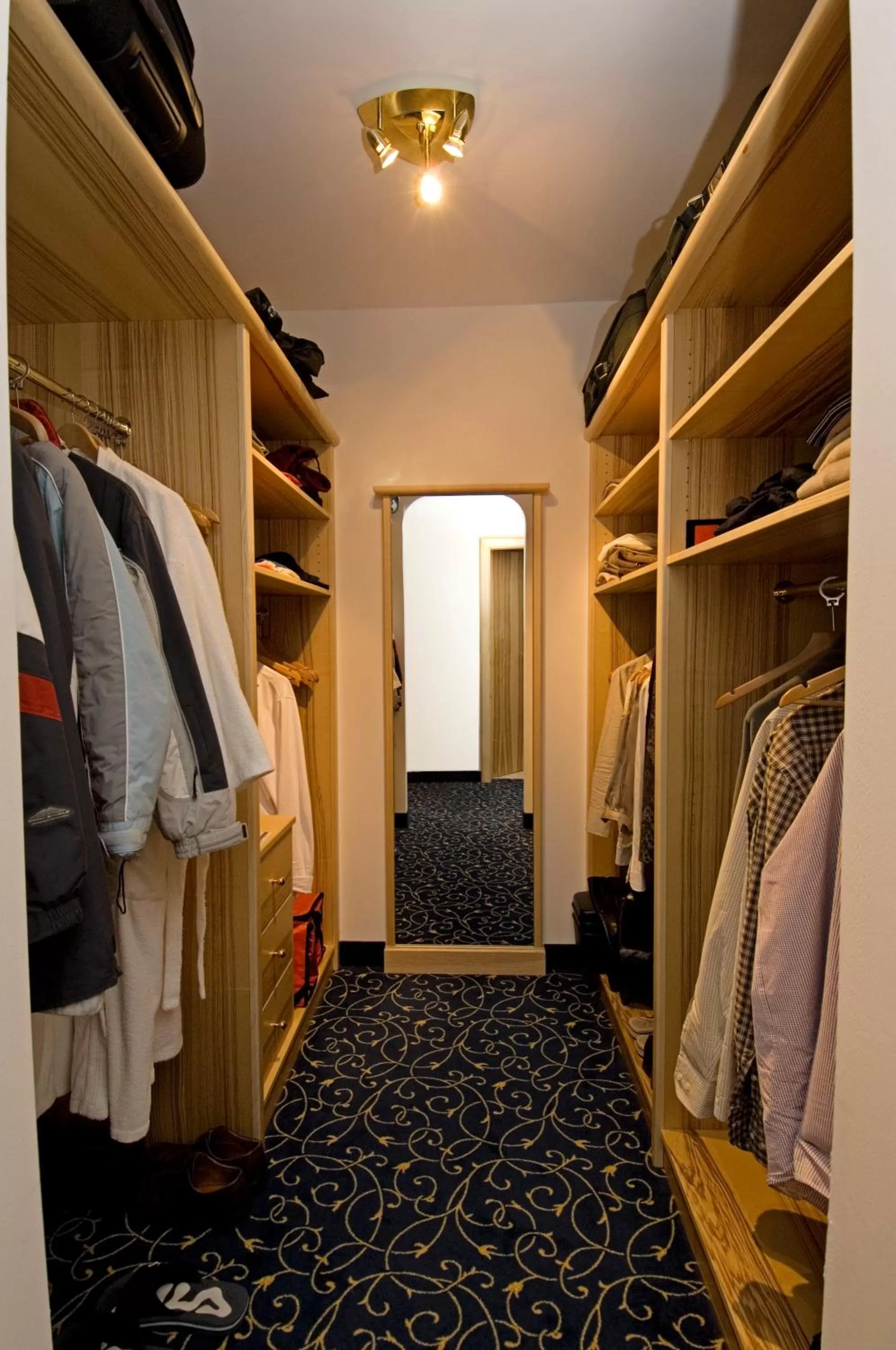 Decorative detail, Bunk Bed in Hotel Alpen Residence