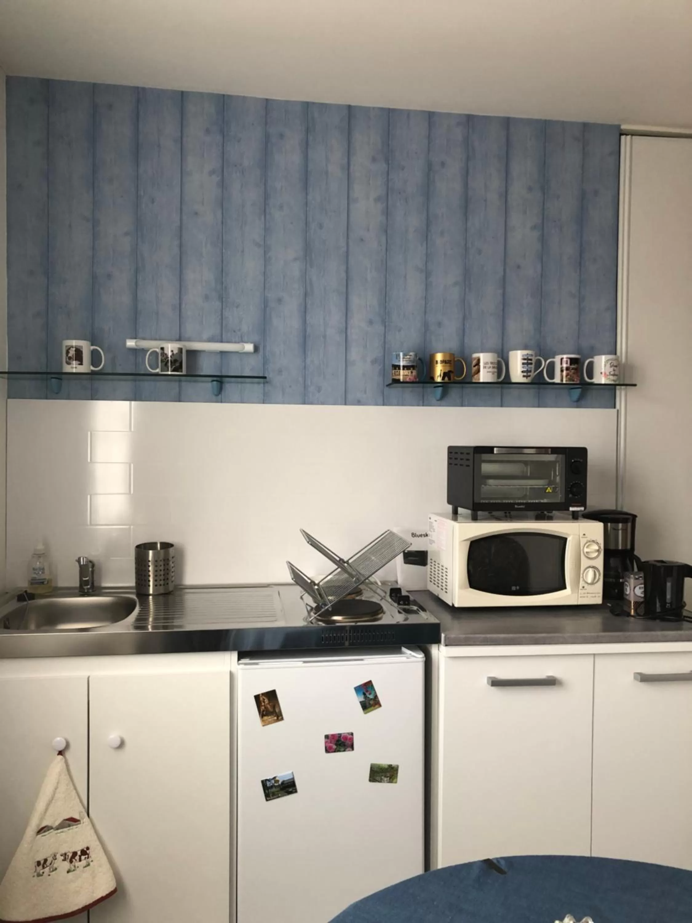 Kitchen or kitchenette in « Chez Annie »