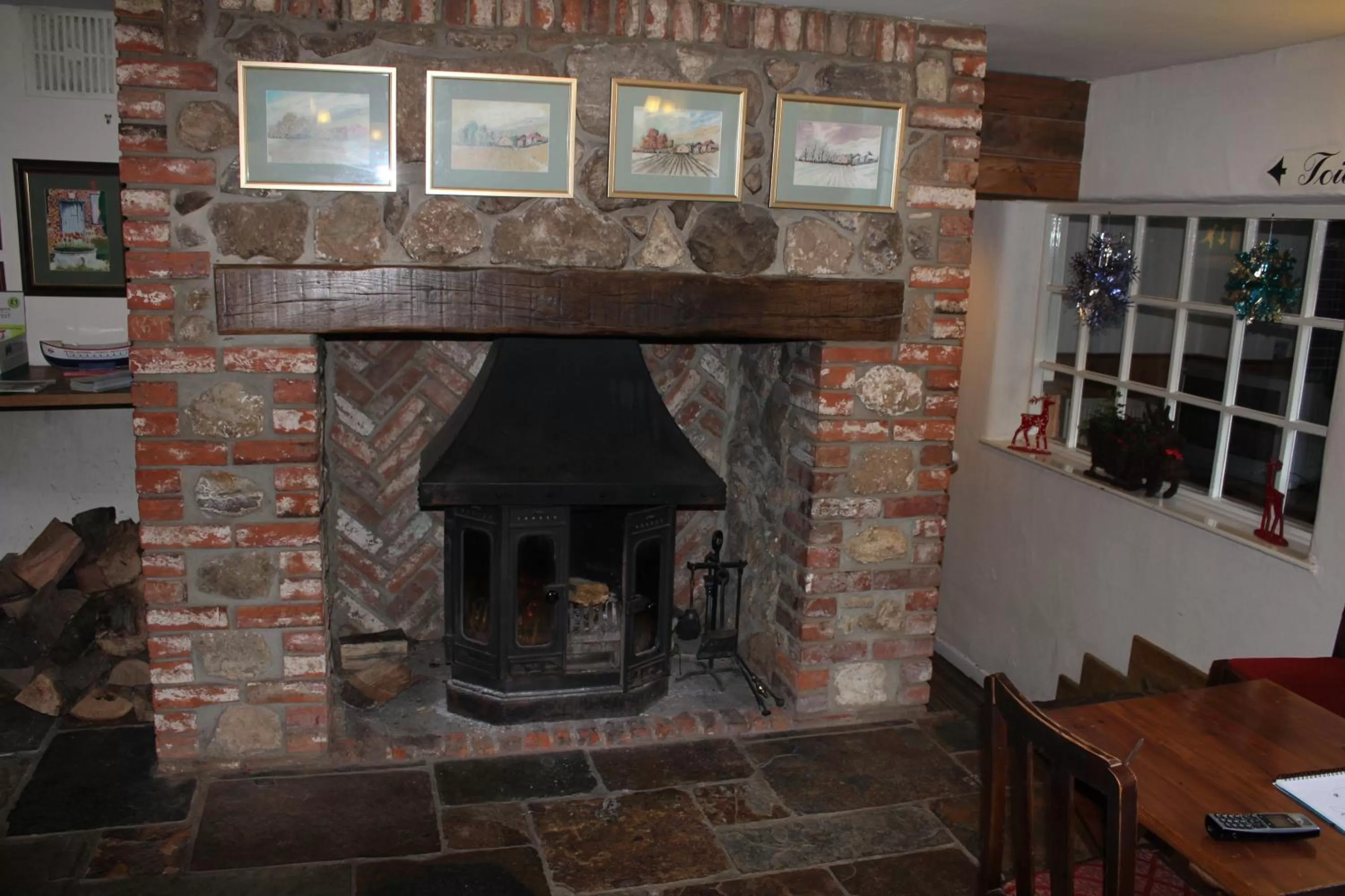 Lounge or bar in The Haymaker Inn