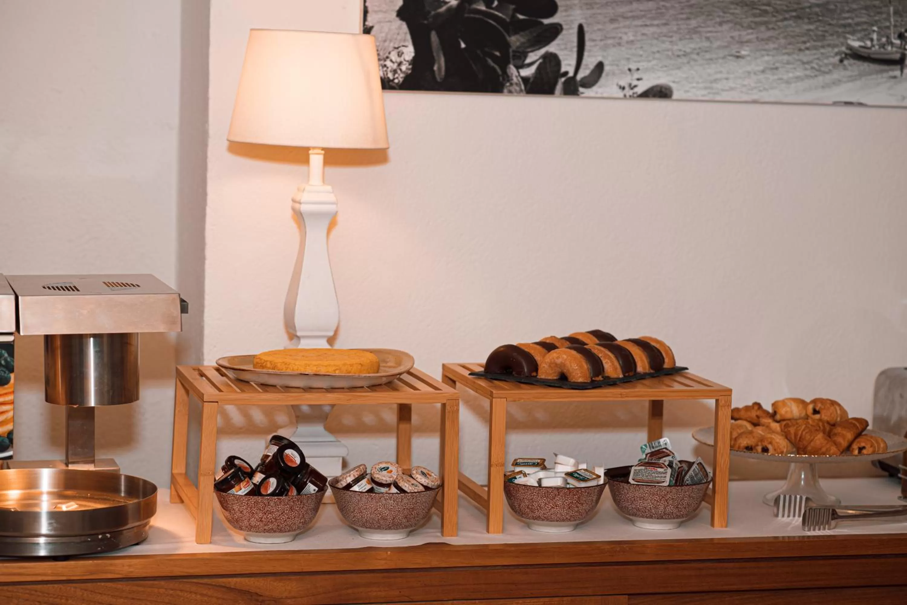 Buffet breakfast in El Petit Convent