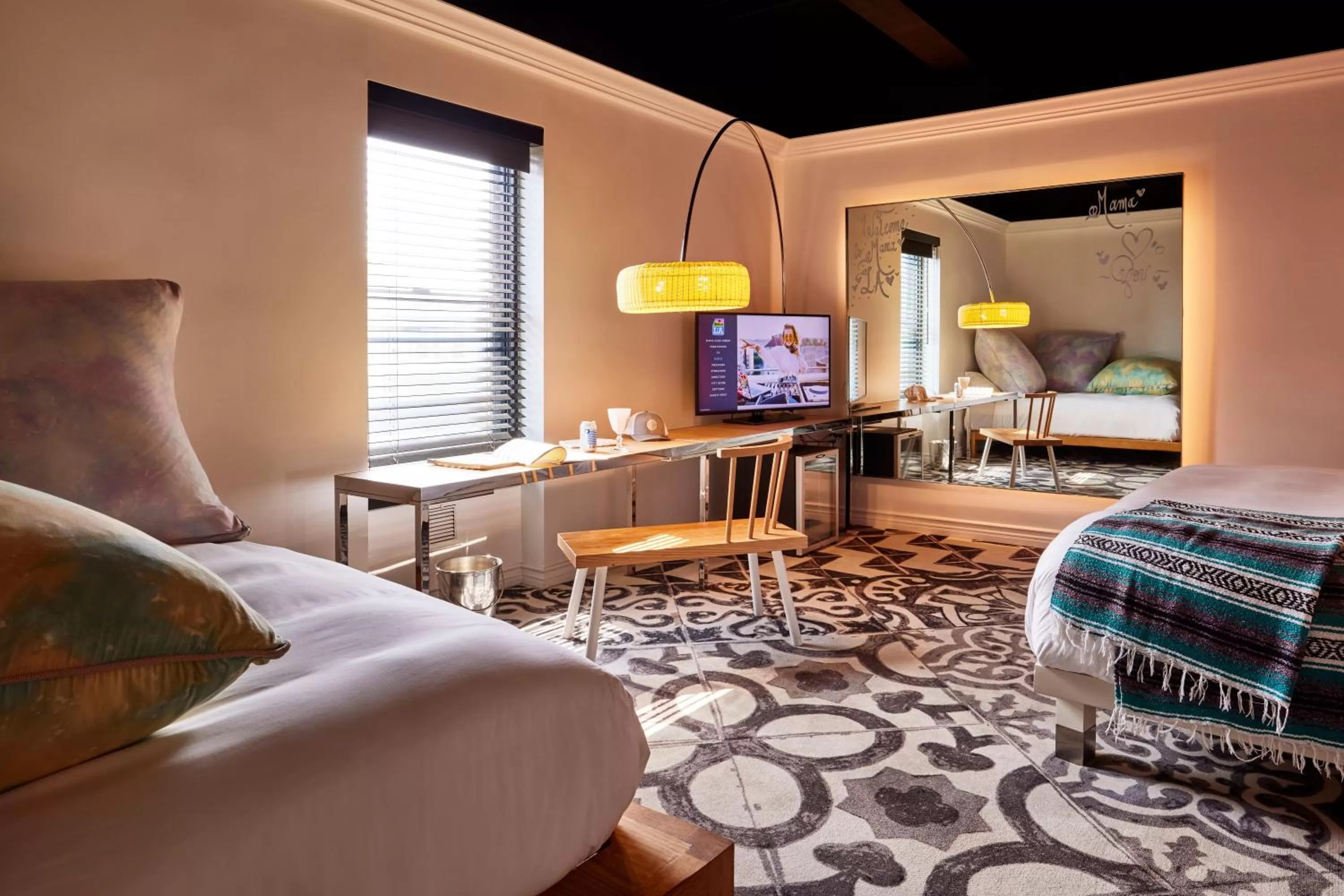 Bed in Mama Shelter Los Angeles