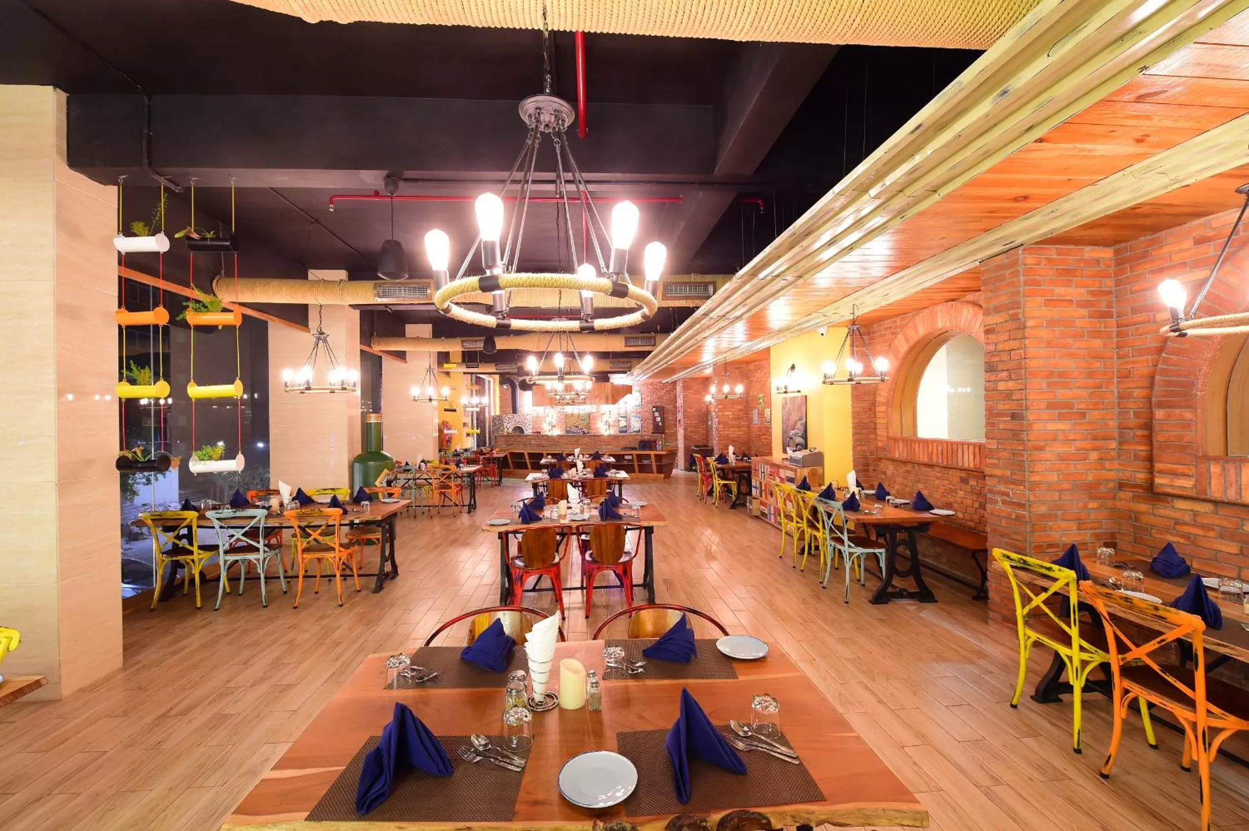 Restaurant/places to eat in Hotel H - Sandhill Hotels Private Limited