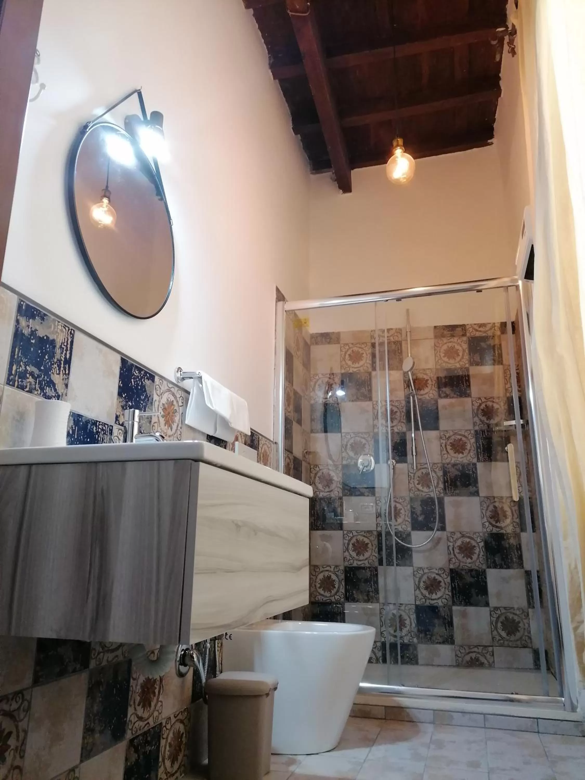 Bathroom in Cicerone Guest House