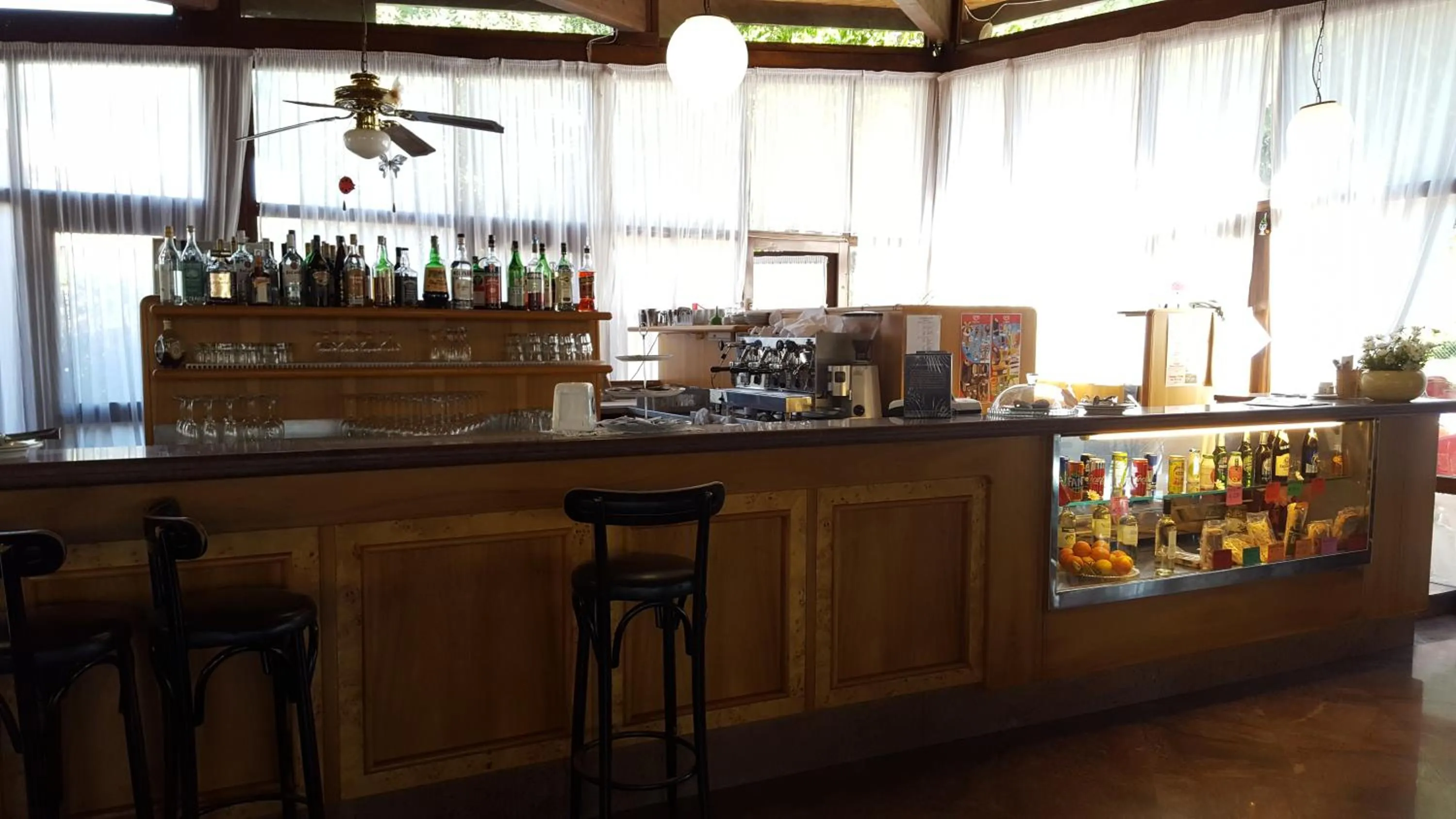 Lounge or bar in Hotel Royal