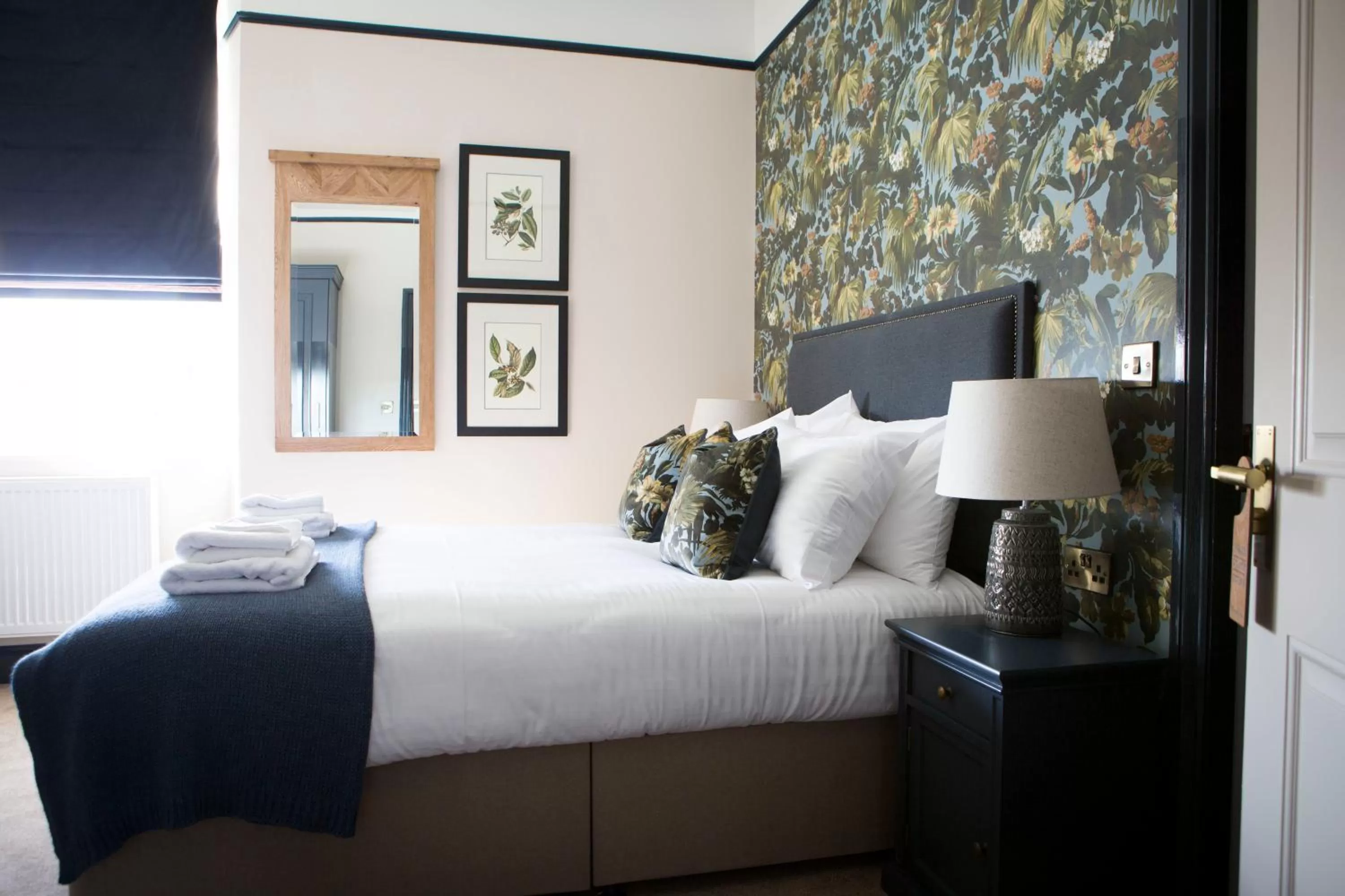 Bed in Wynnstay Arms, Ruabon, Wrexham