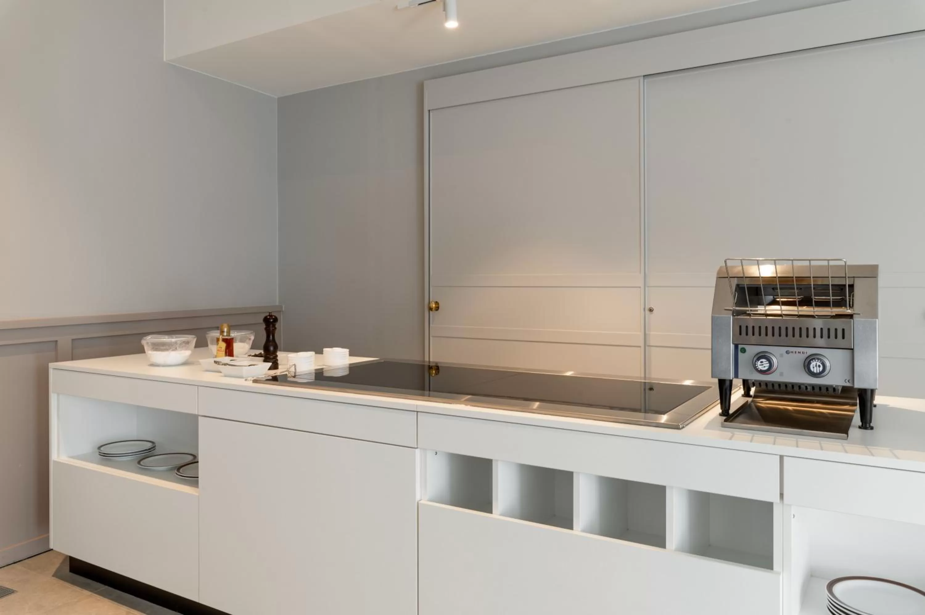 Buffet breakfast in Hotel Le Bois De Bruges