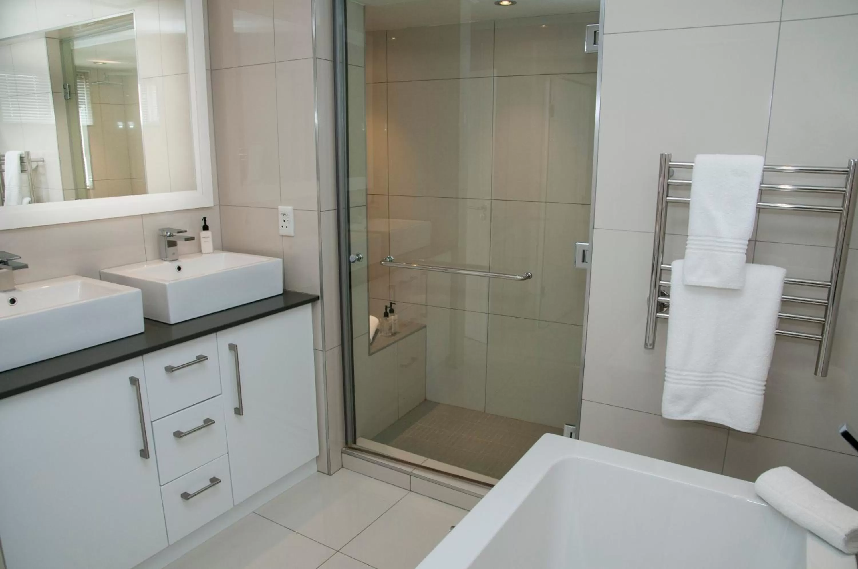 Shower in Turbine Hotel & Spa