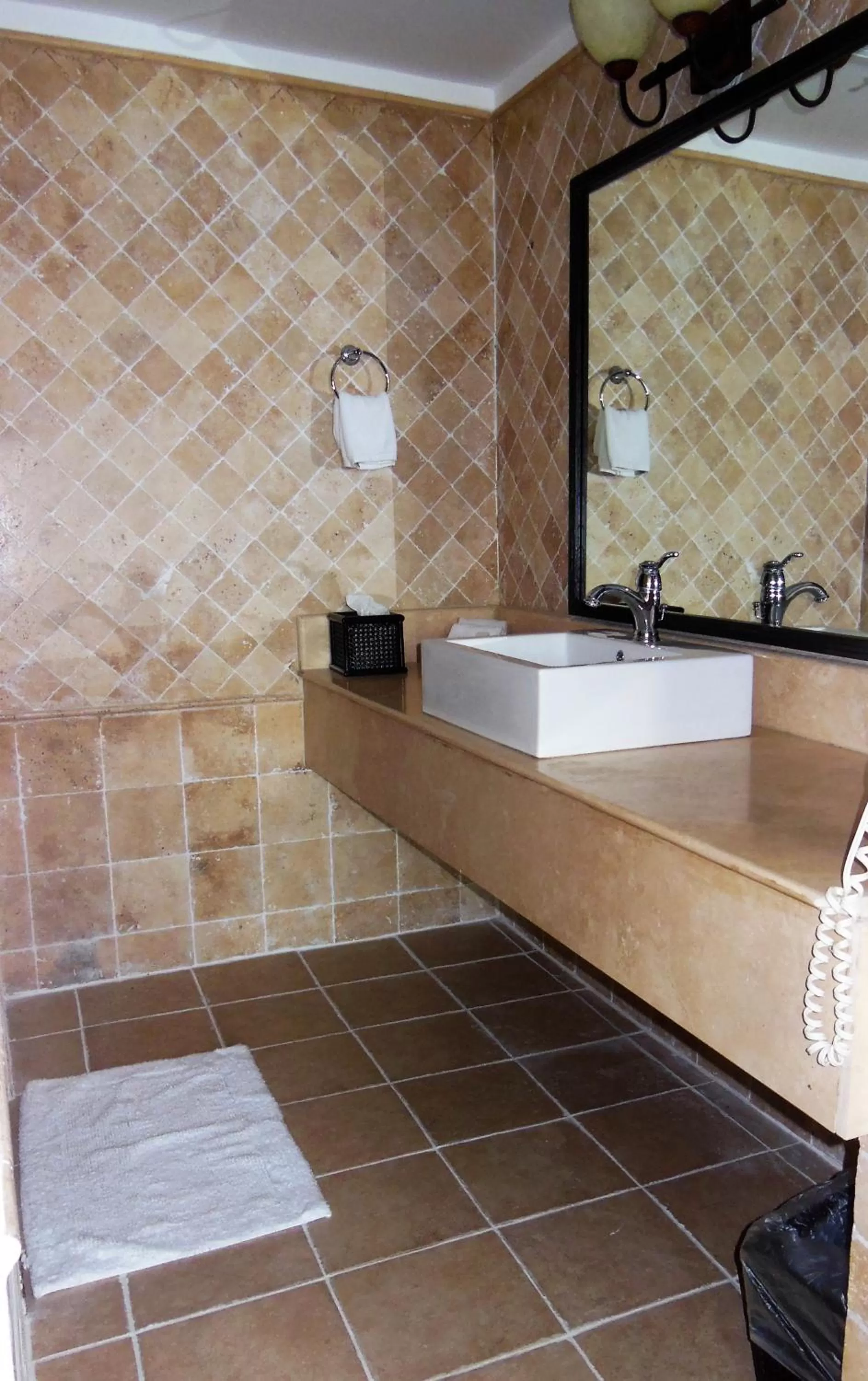 Bathroom in Radisson Colon 2,000 Hotel & Casino