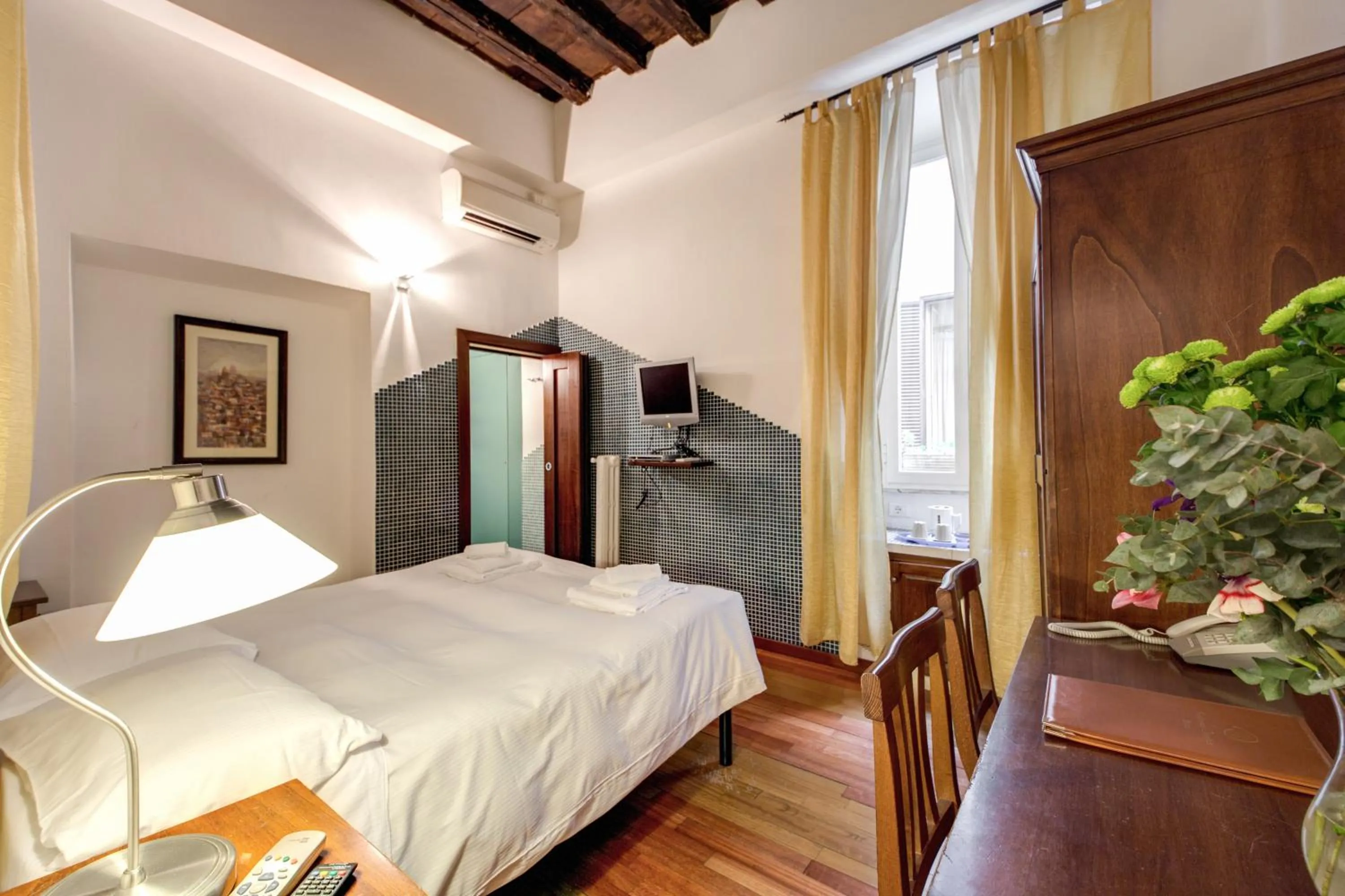 Day, Bed in Nova Domizia