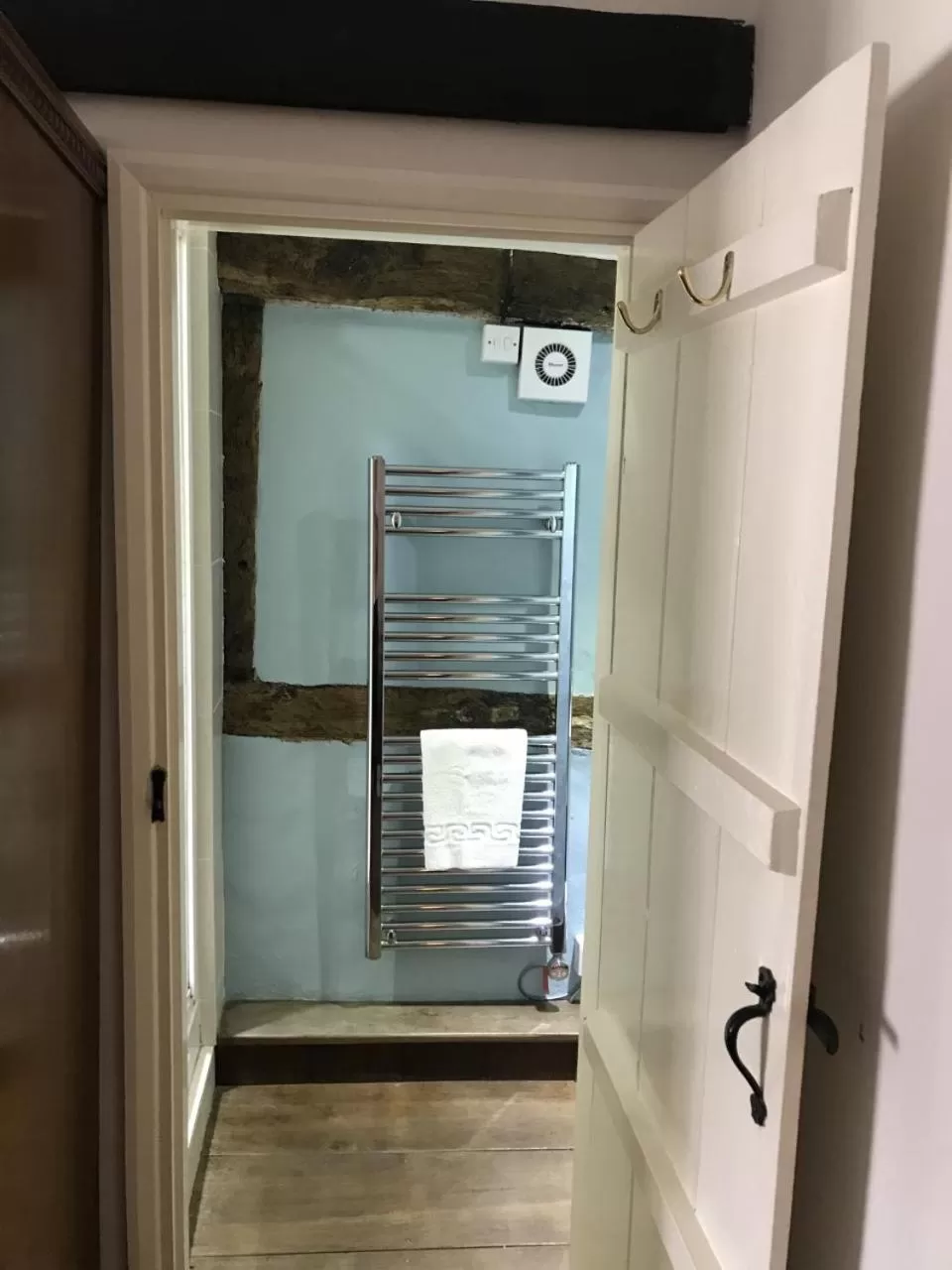 Bathroom in The Chequers Inn