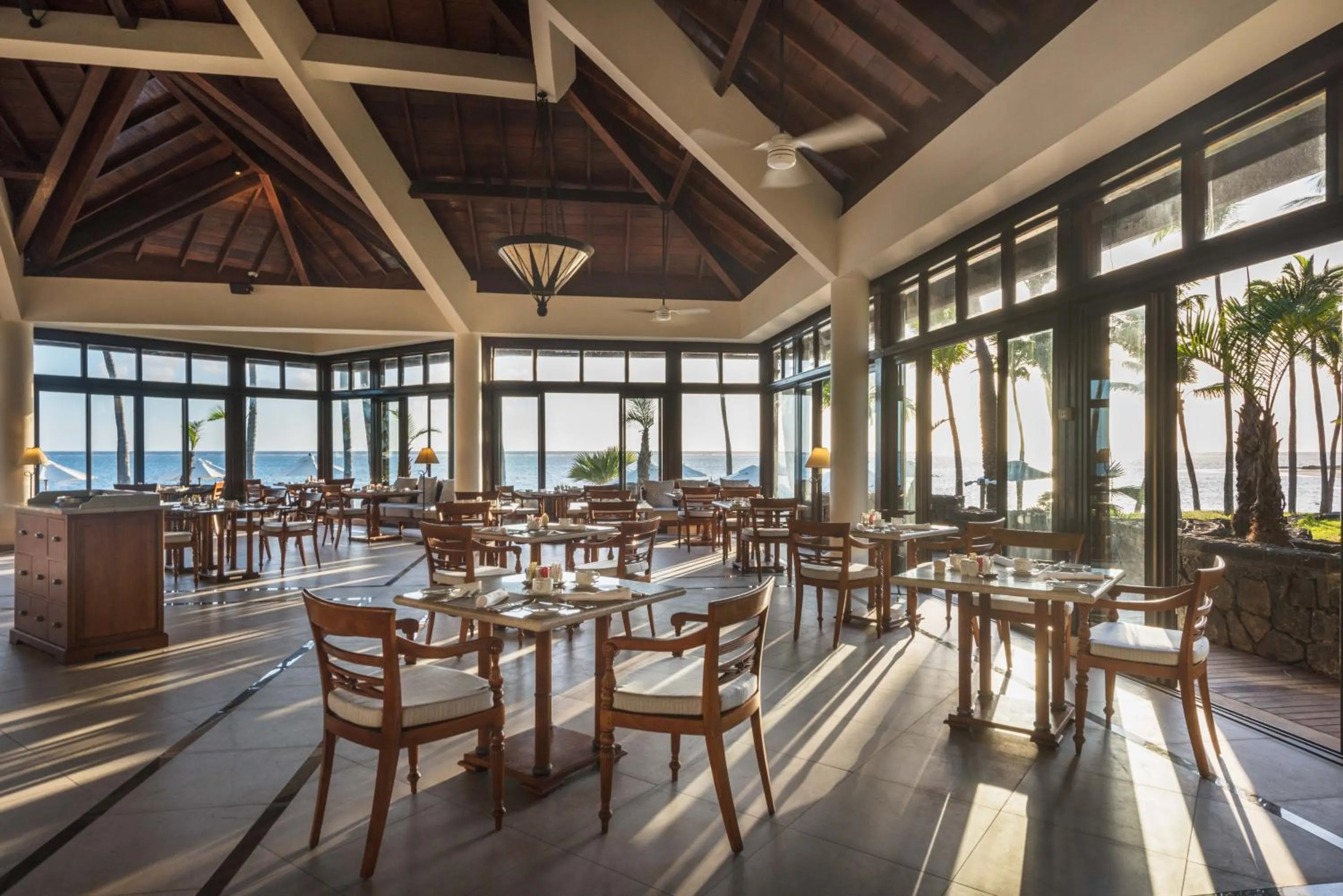Restaurant/places to eat in The Residence Mauritius
