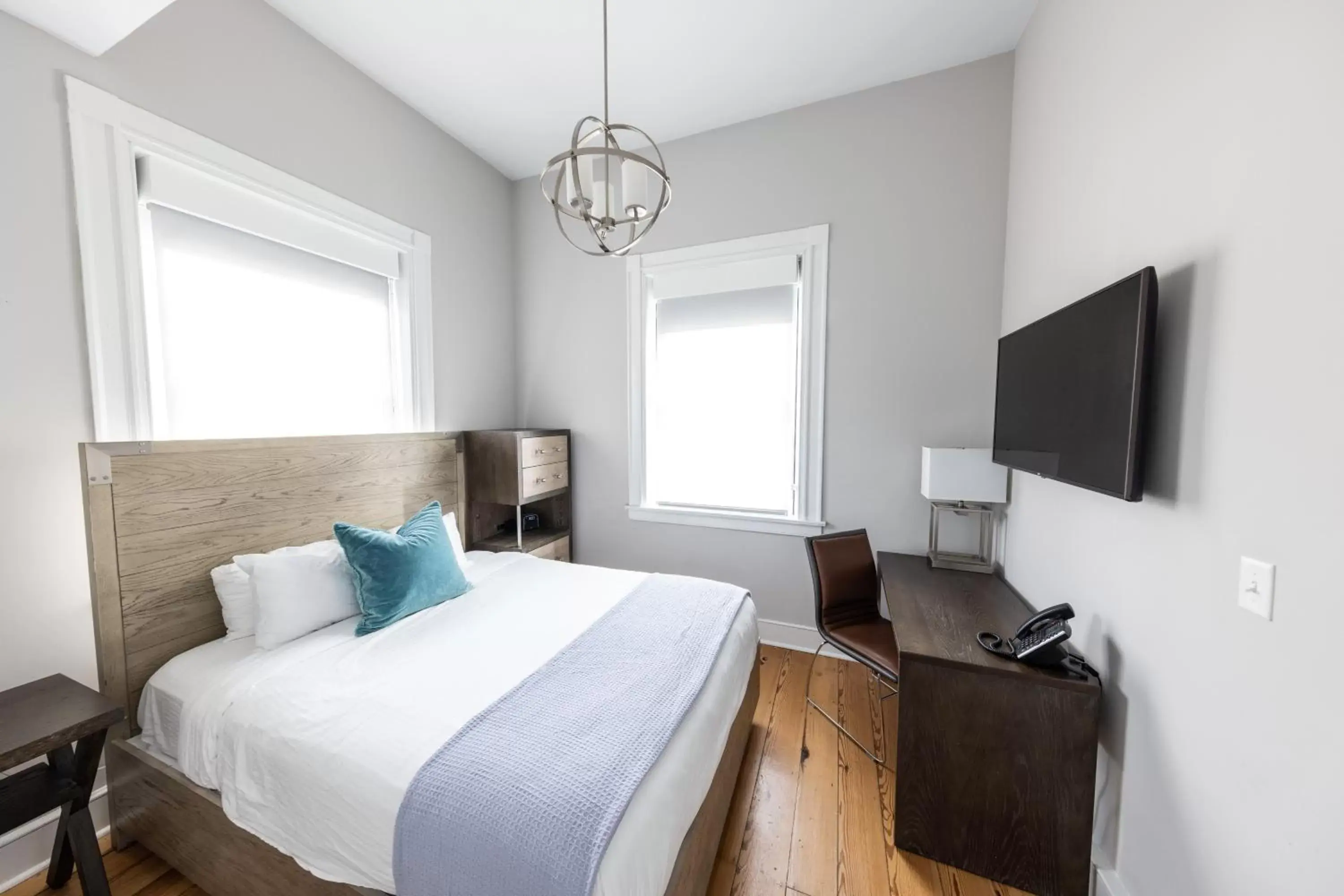 Queen Suite in The Blackburn Inn and Conference Center Queen Suite in The Blackburn Inn and Conference Center