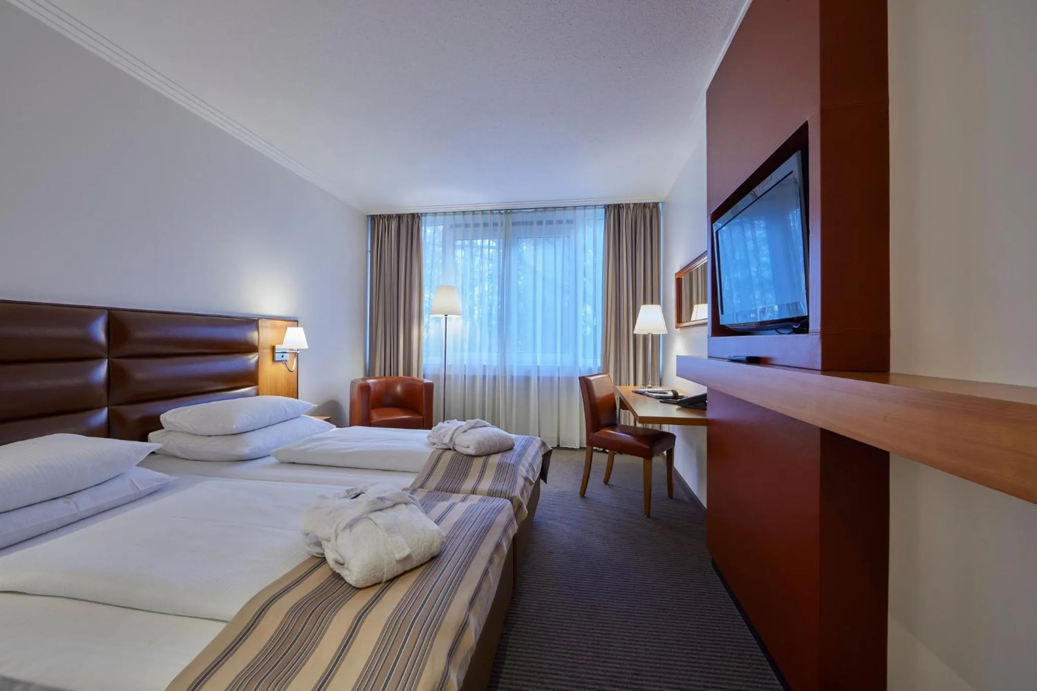 Photo of the whole room, Bed in Hotel Bredeney