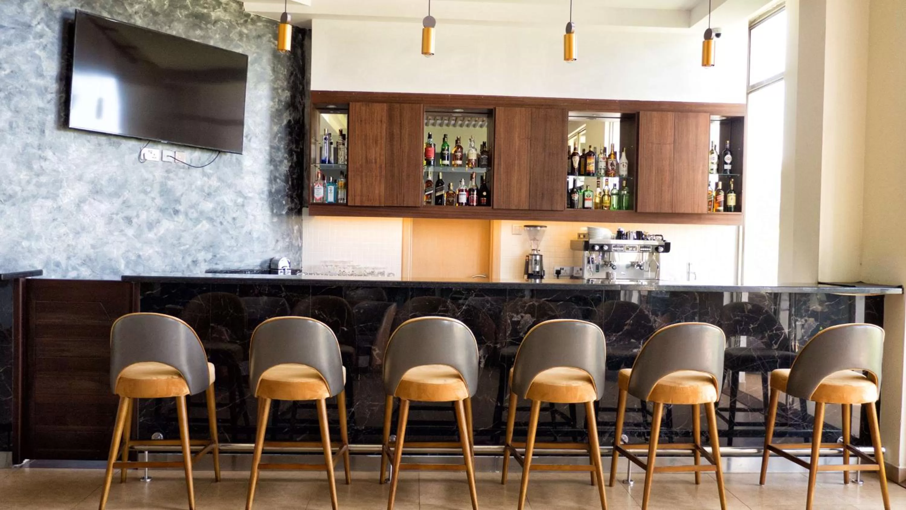 Lounge or bar in Fairways Hotel Kisumu