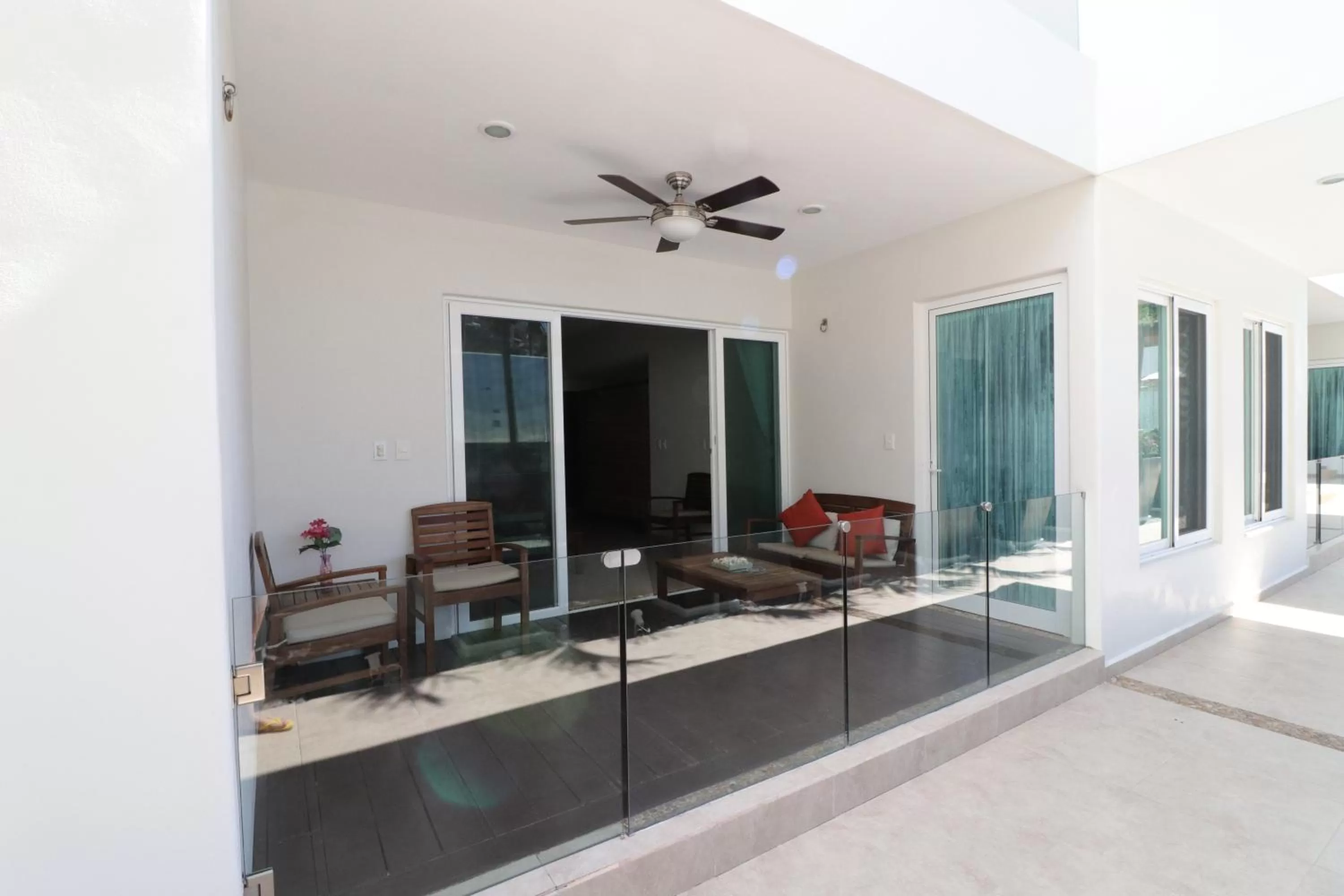 LYDMAR BOUTIQUE HOTEL