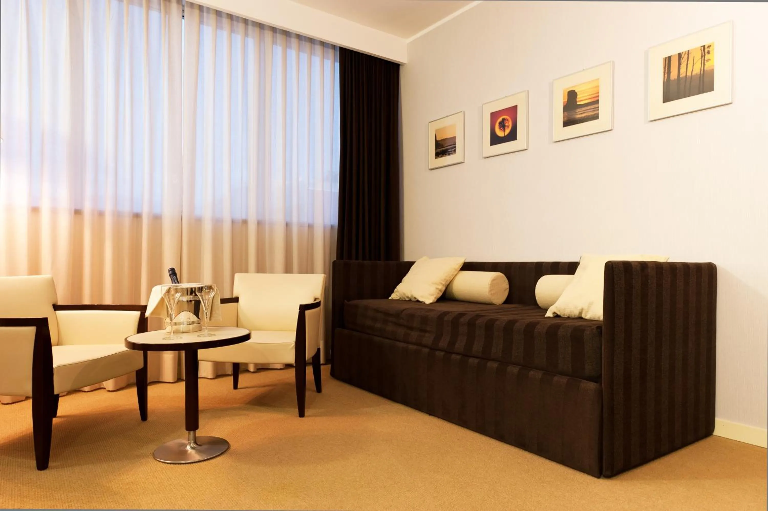 Decorative detail in Italiana Hotels Cosenza