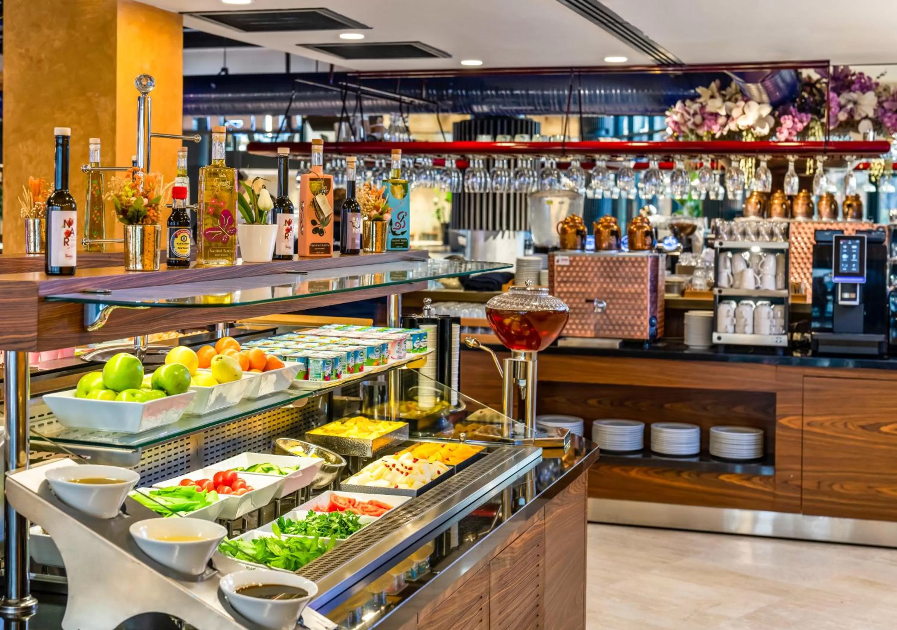 Buffet breakfast in Crowne Plaza - Istanbul Tuzla Viaport Marina by IHG