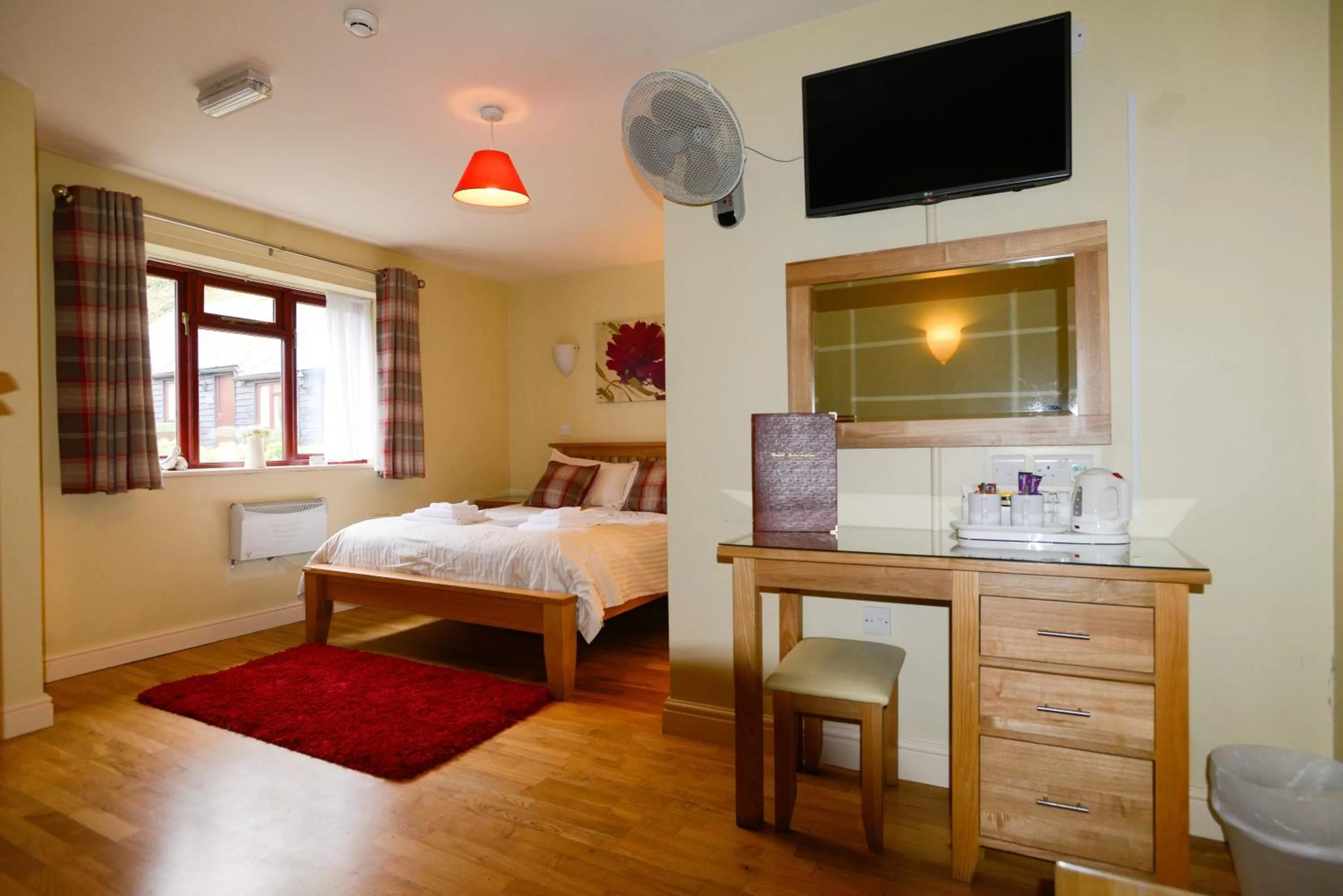 Coffee/tea facilities, Bed in The Black Horse Inn