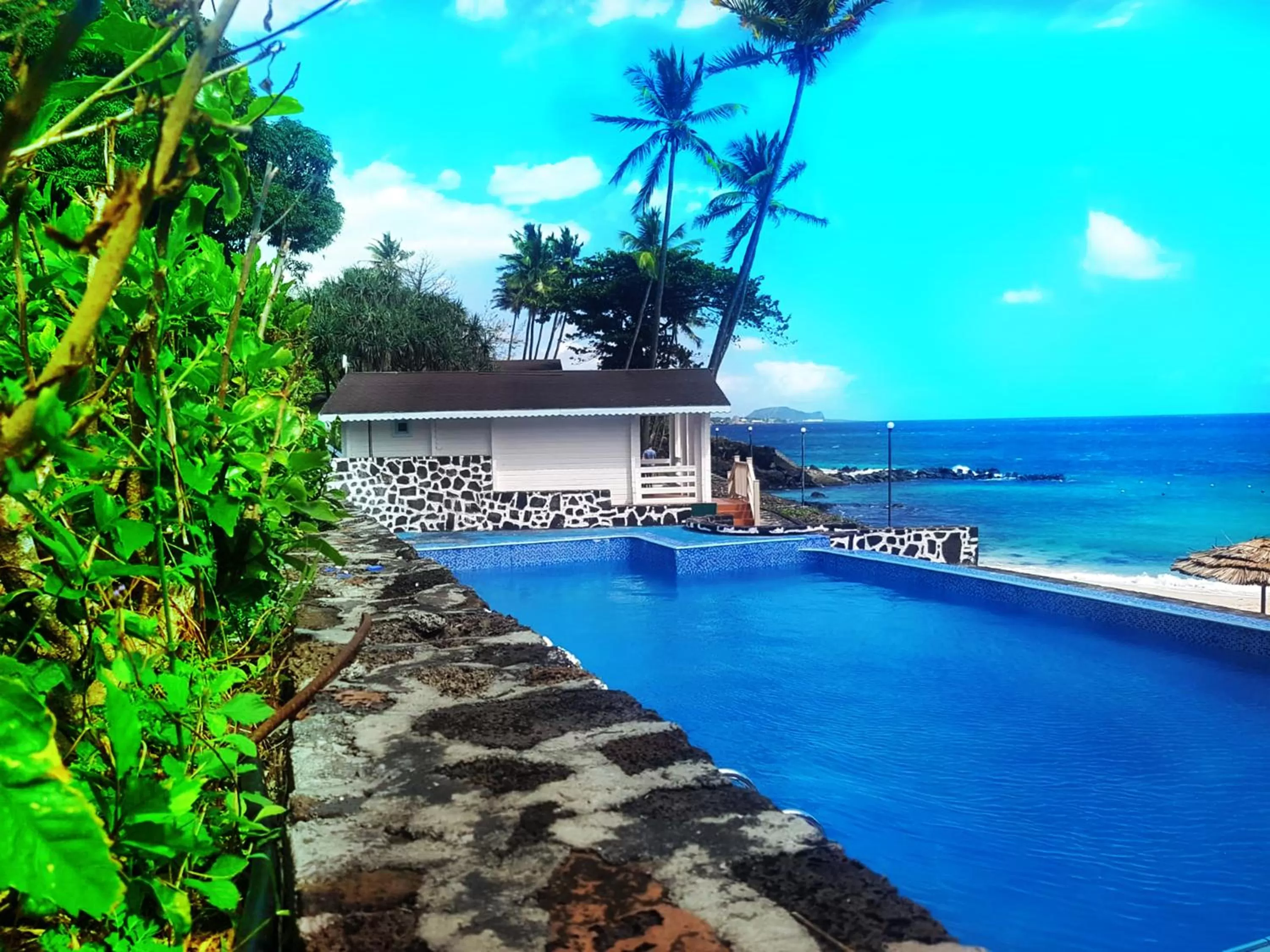 Swimming Pool in Golden Tulip Grande Comore Moroni Resort & Spa