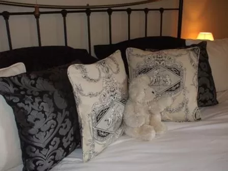 Bed in Ternhill Farm House - 5 Star Guest Accommodation with optional award winning breakfast