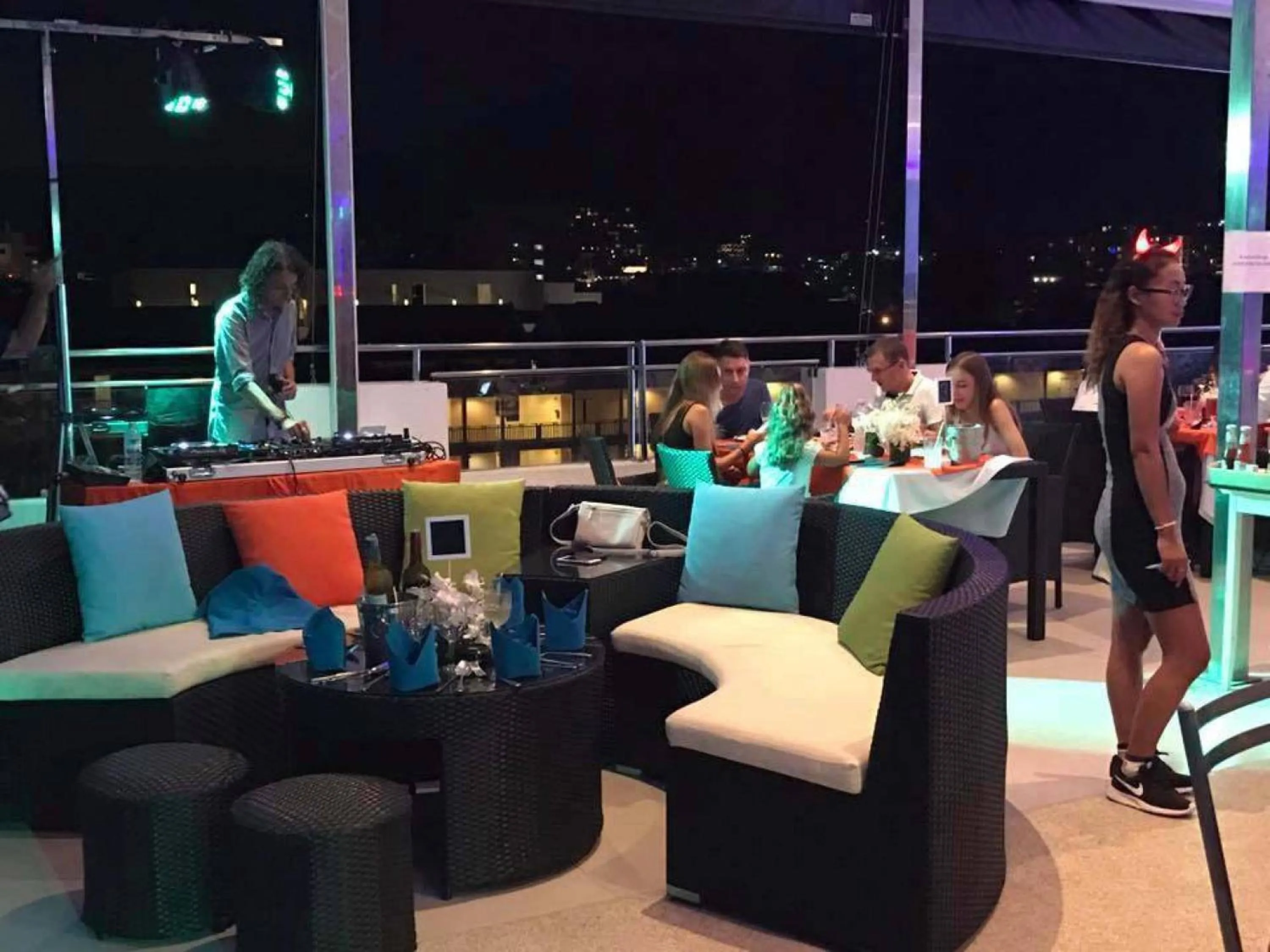 Lounge or bar in Grand Sunset Hotel Phuket