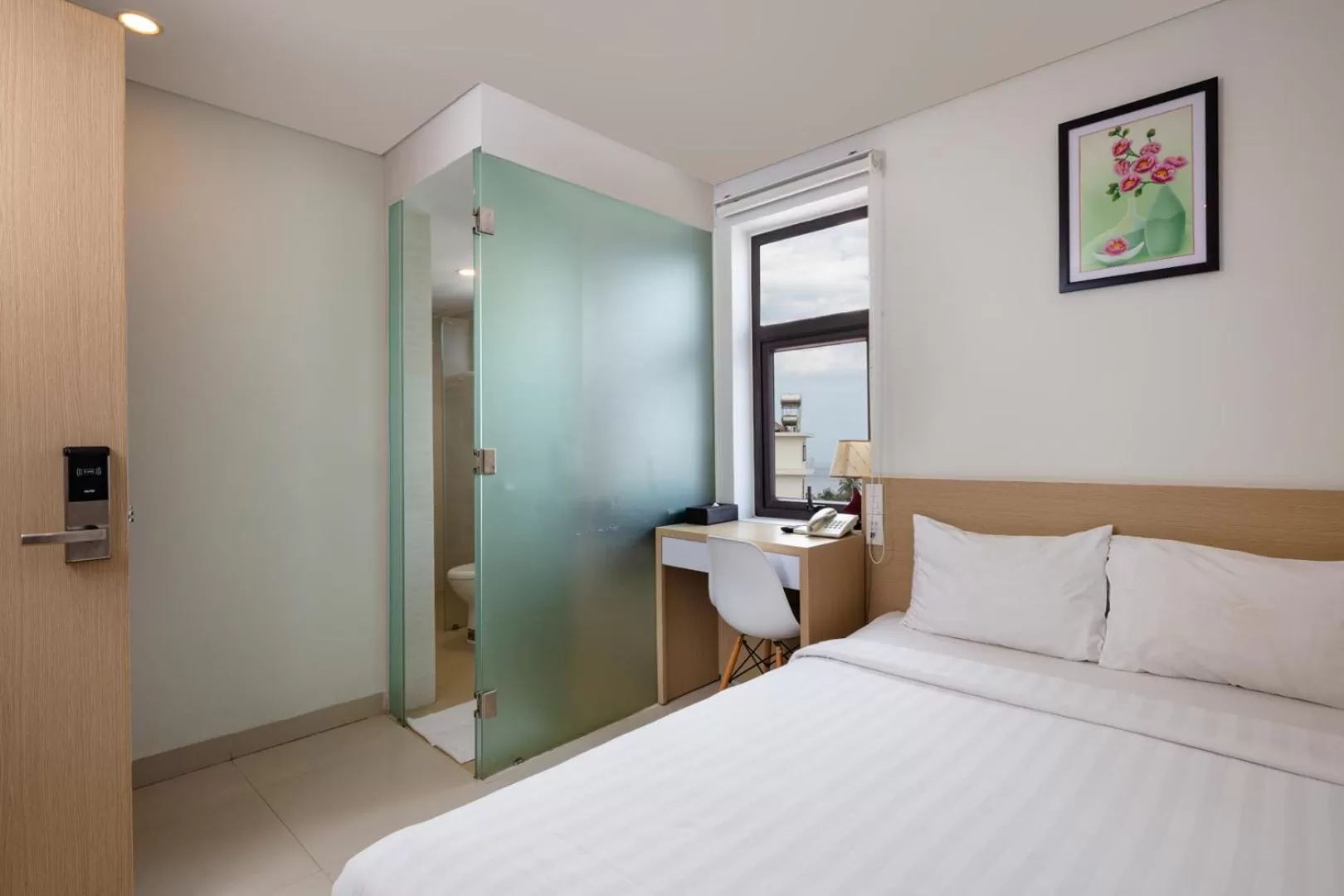 Bedroom, Bed in Love Hotel