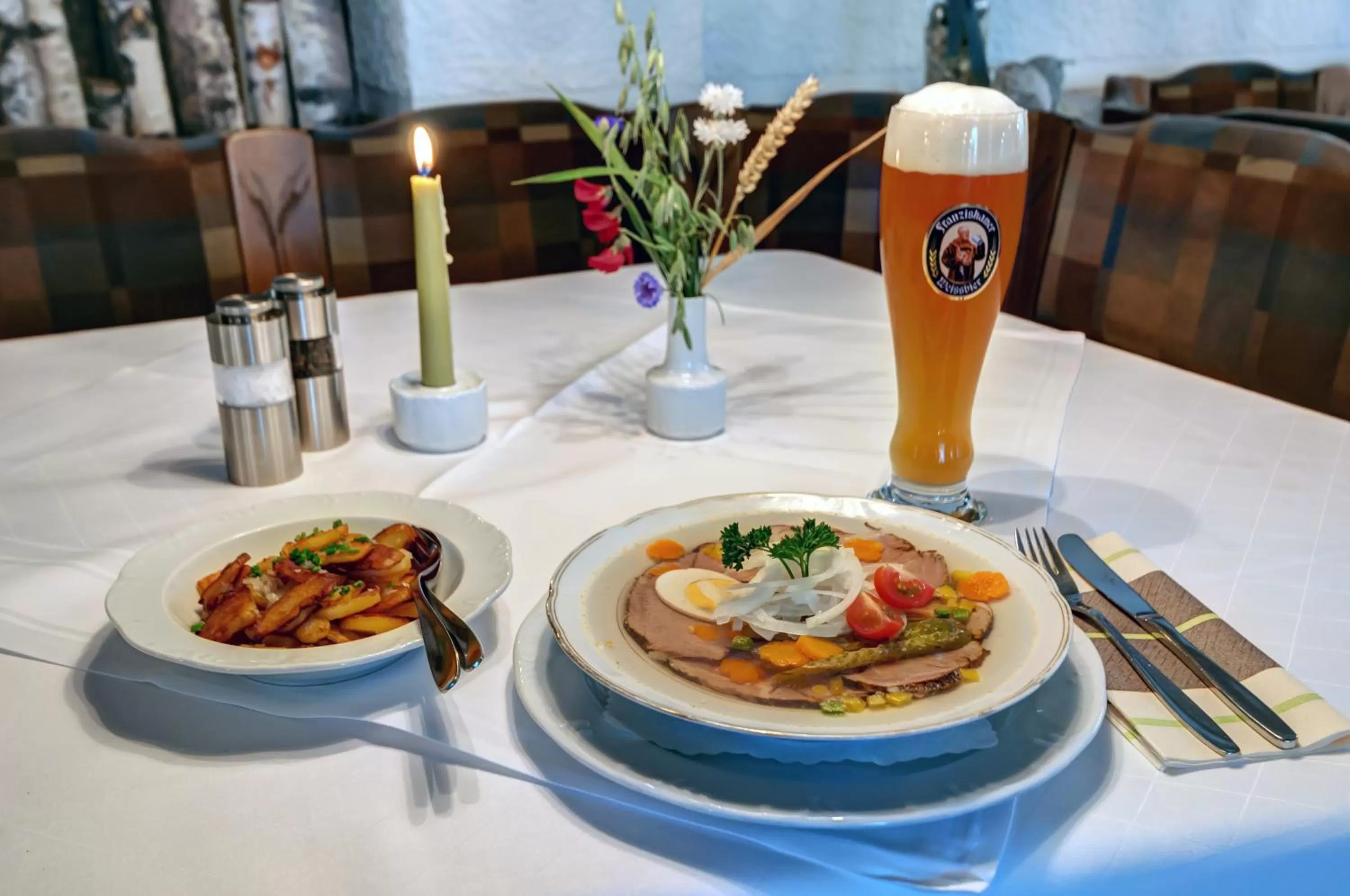 Restaurant/places to eat in Hotel Gasthof Rössle