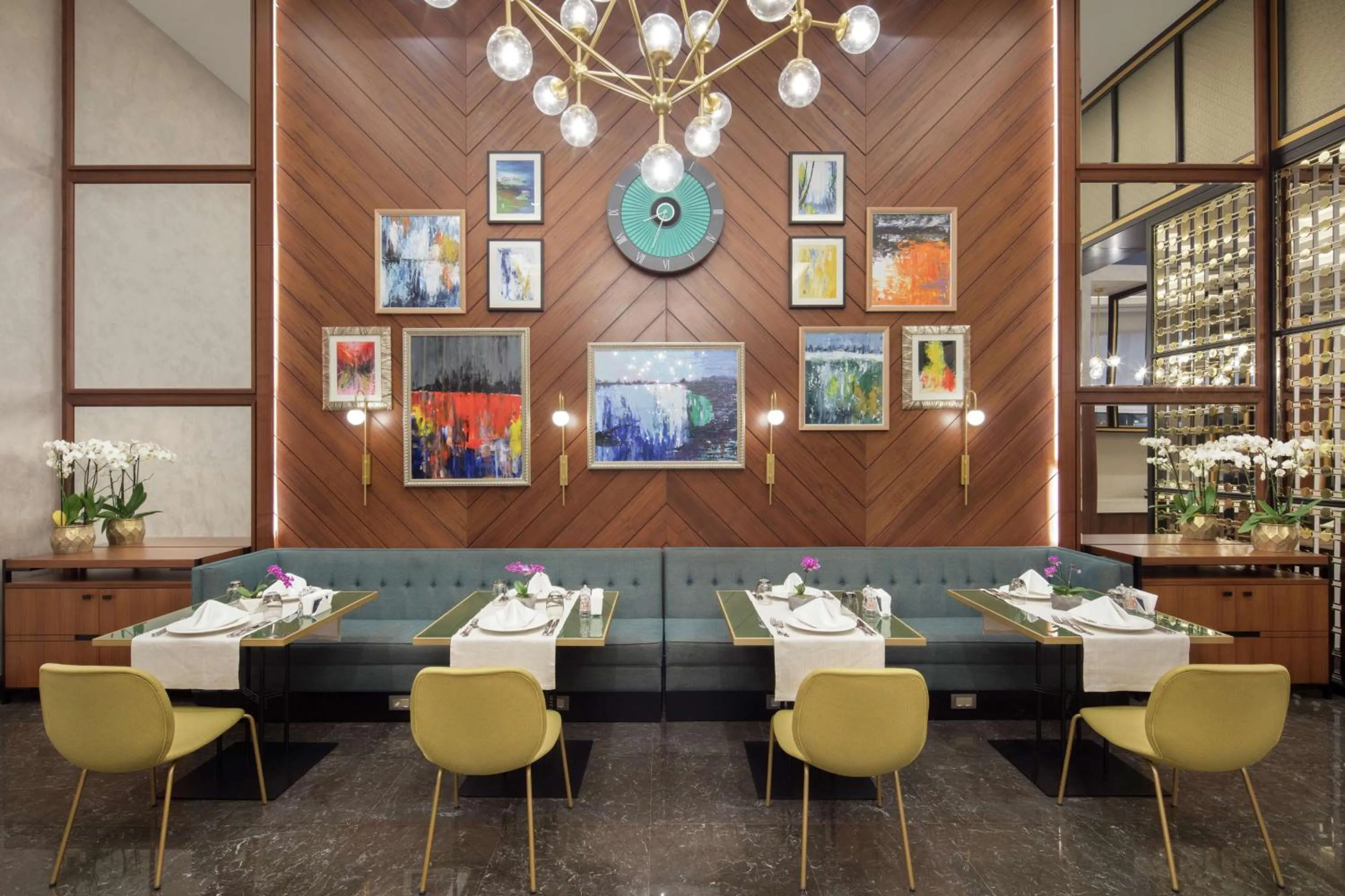 Restaurant/places to eat in Doubletree By Hilton Antalya City Centre