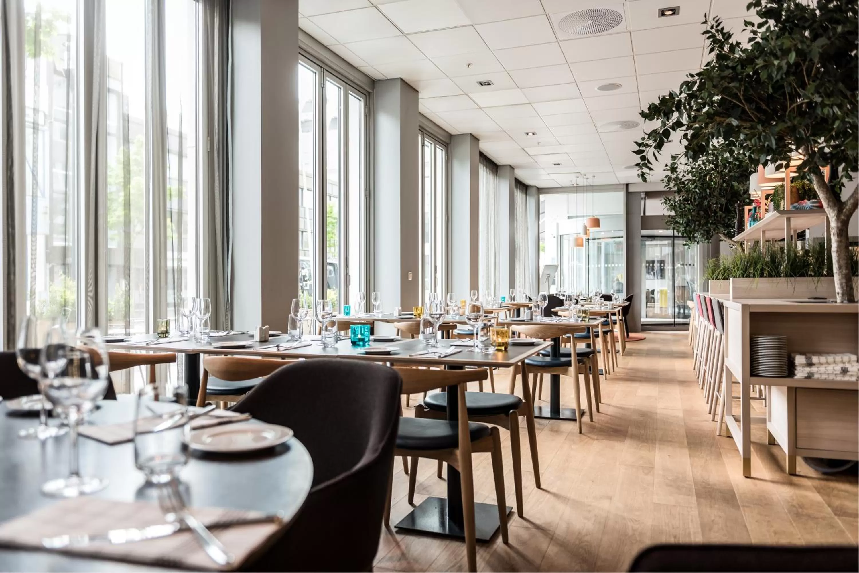 Restaurant/places to eat in Quality Hotel Residence