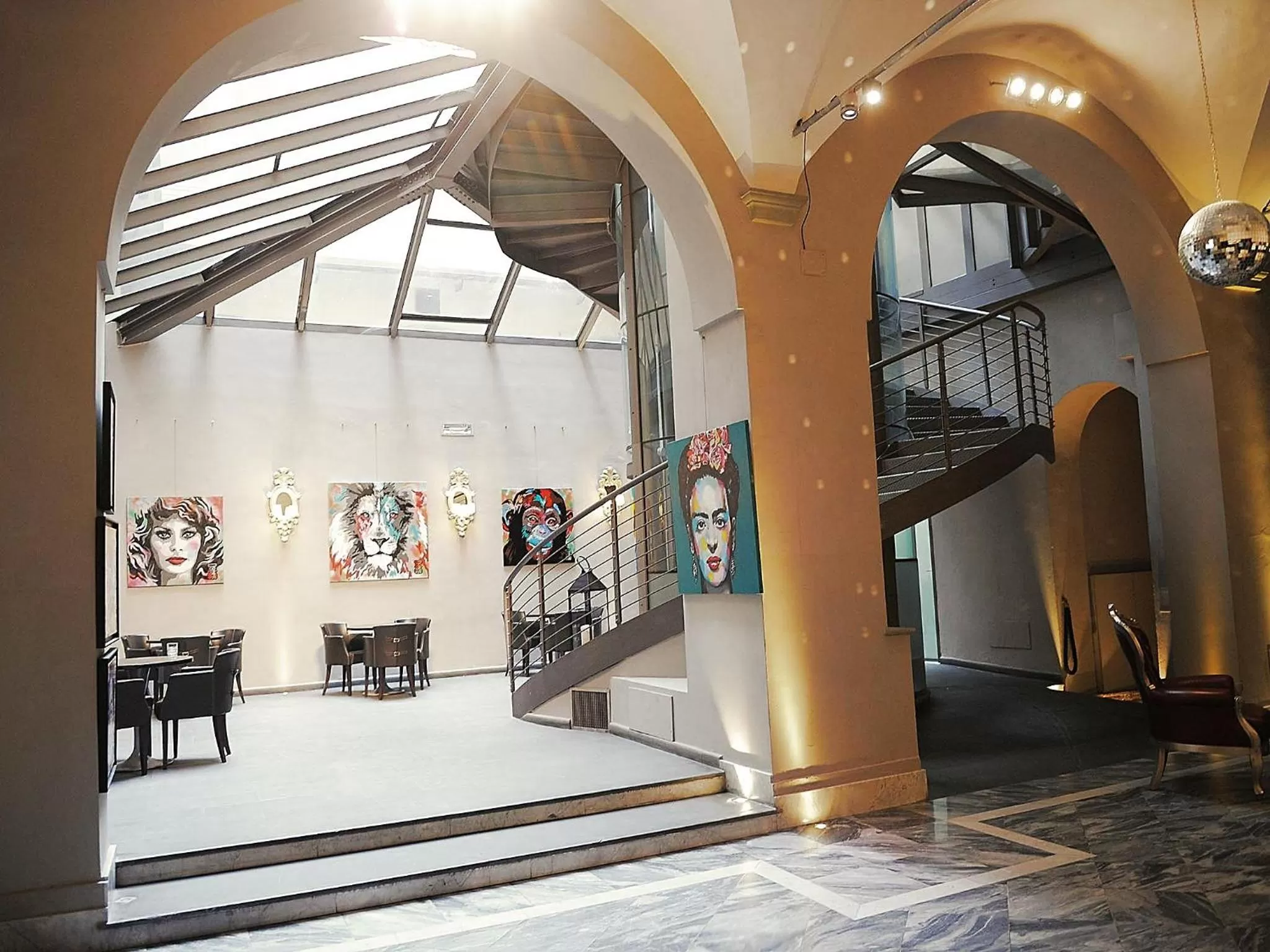 Lobby or reception in Borghese Palace Art Hotel