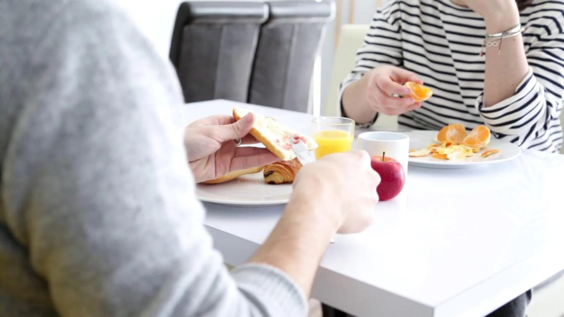 Breakfast in Hotel Grand Cap Rooftop Pool