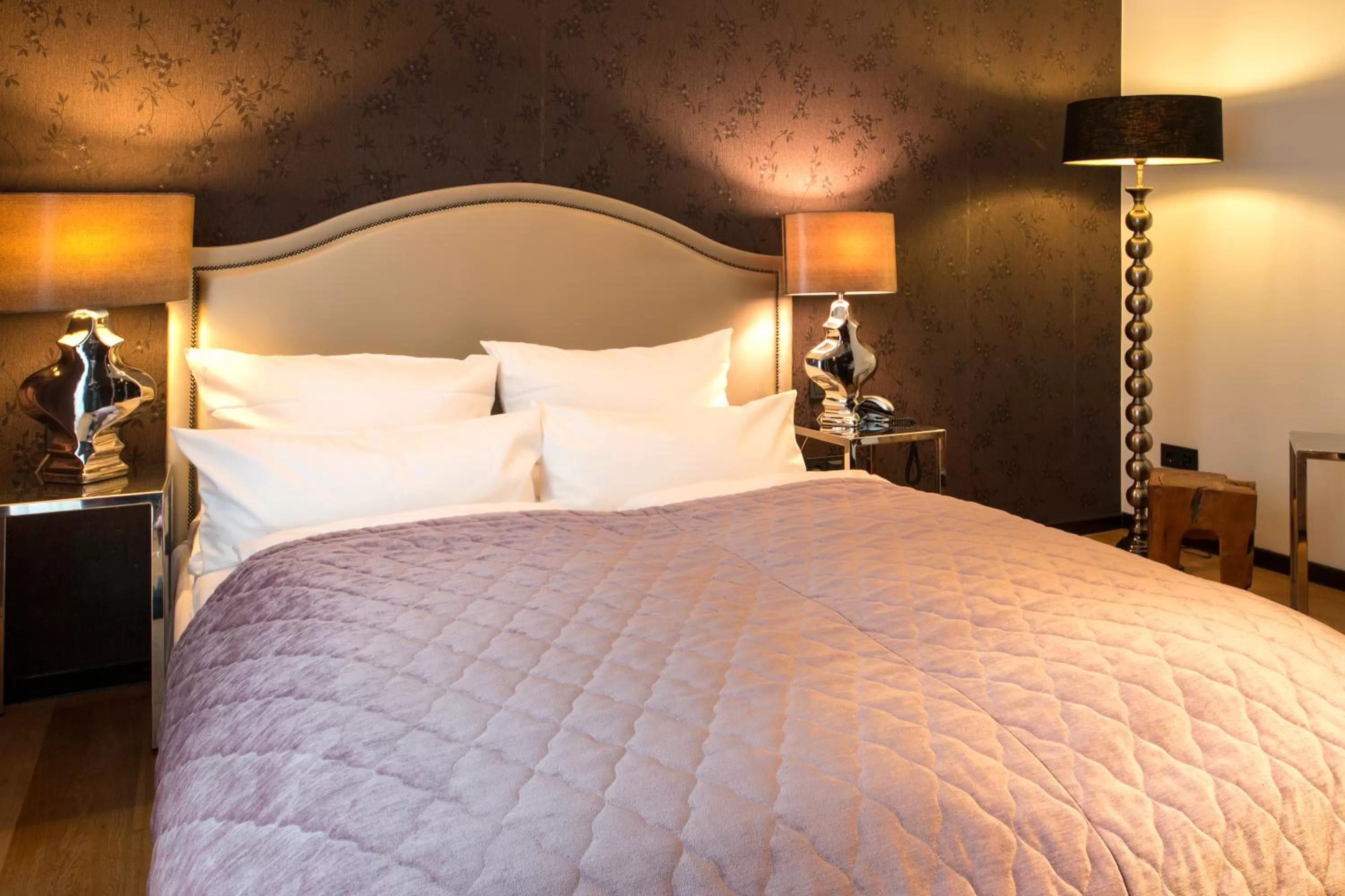 Bed in La Mansion Vi Vadi Hotel