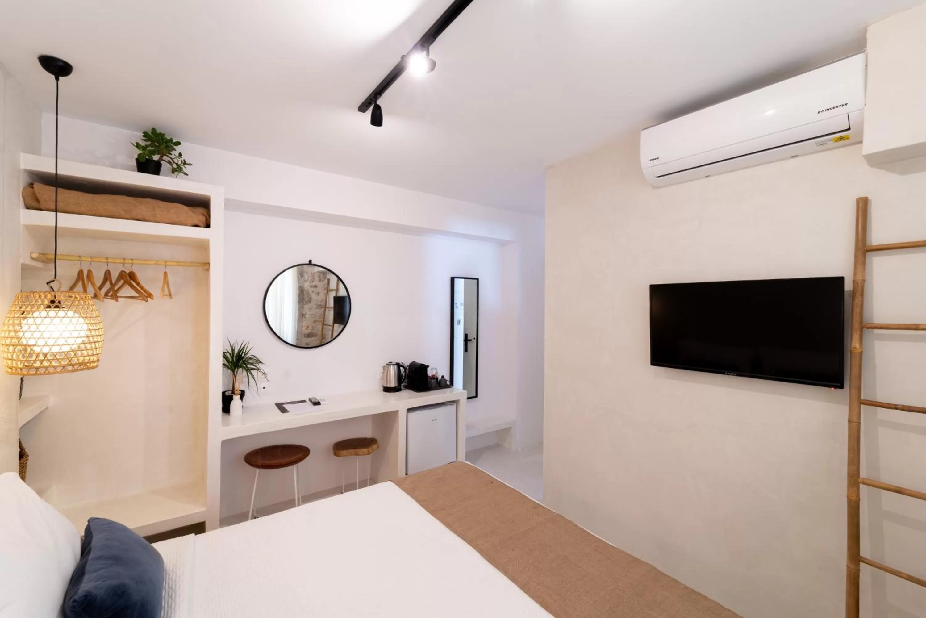 Photo of the whole room, Bed in BOĒM Boutique Hotel Lefkada