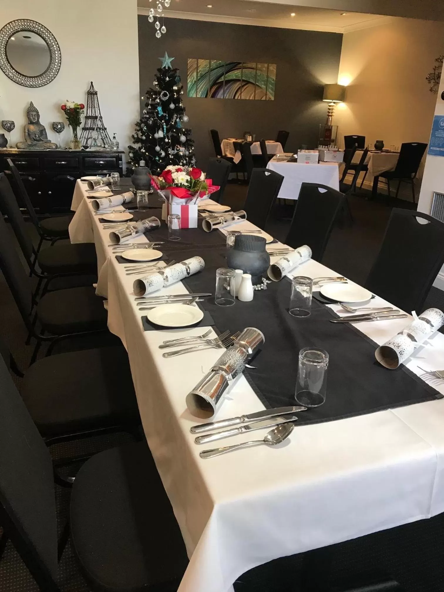 Restaurant/places to eat in Hilltop Motel