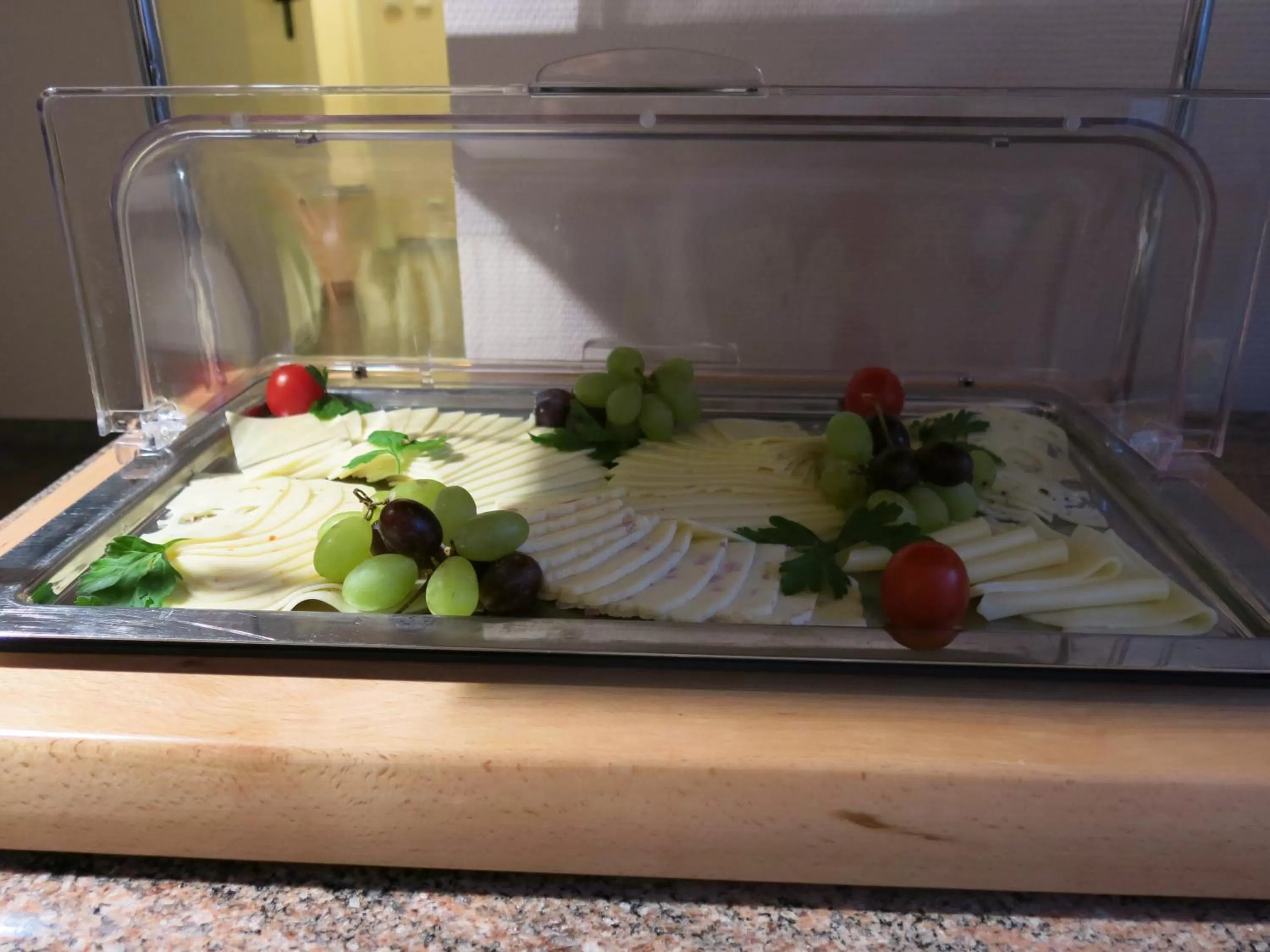 Buffet breakfast in Hotel Hafen Hitzacker - Elbe