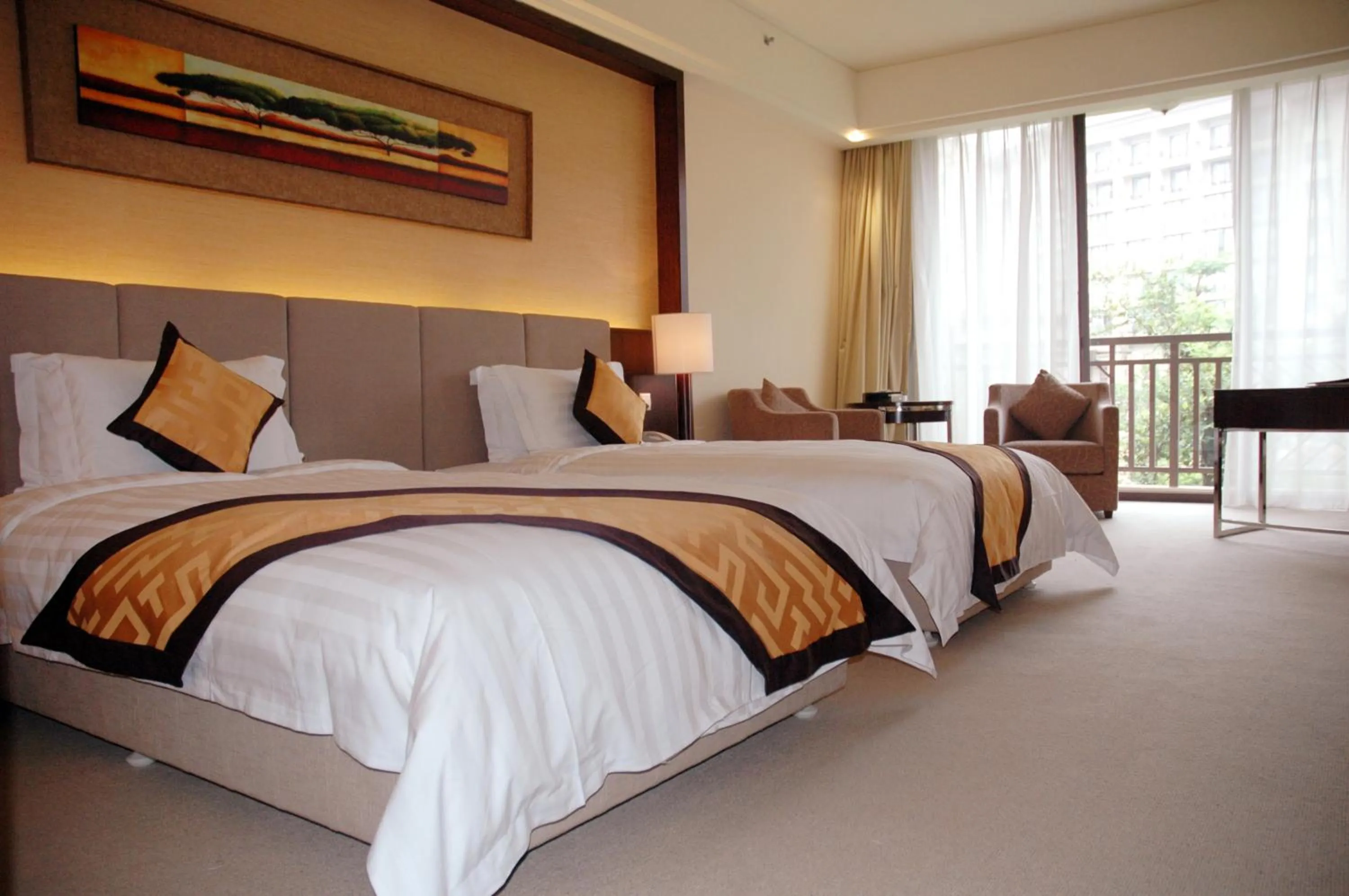 Deluxe Twin in Dongguan Richwood Garden Hotel