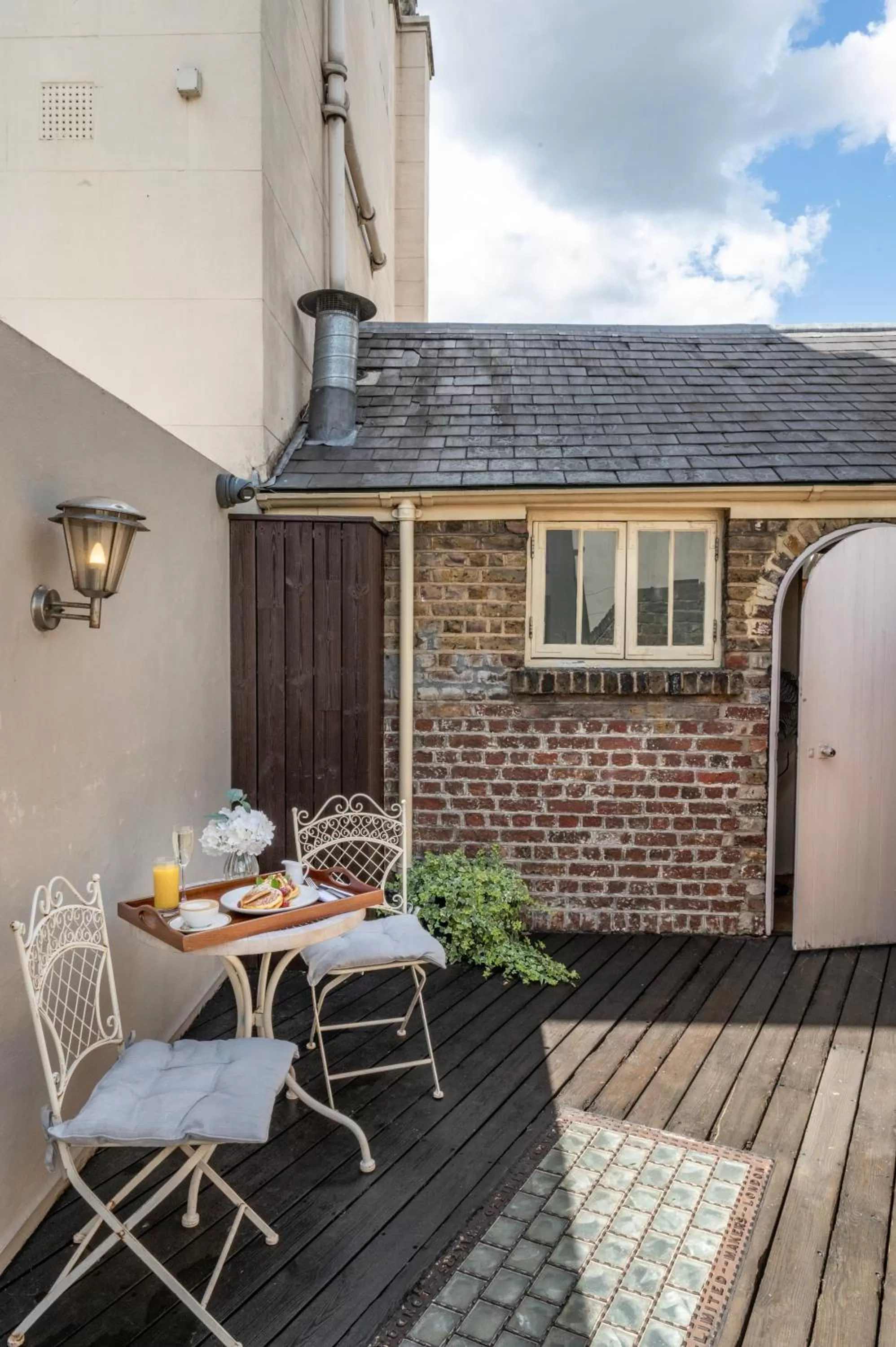 Balcony/Terrace in York & Albany