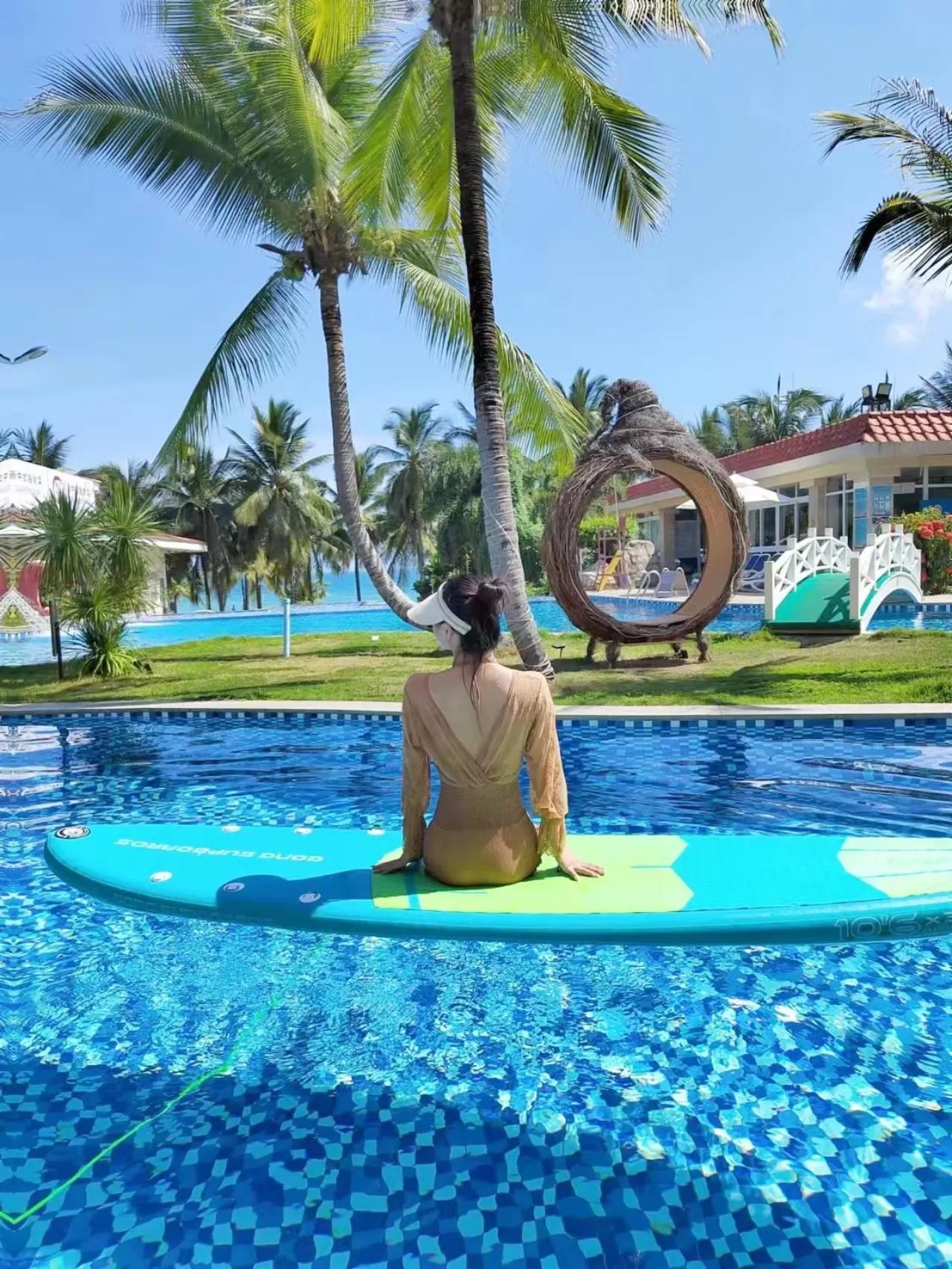 Pool view in Sanya South China Hotel