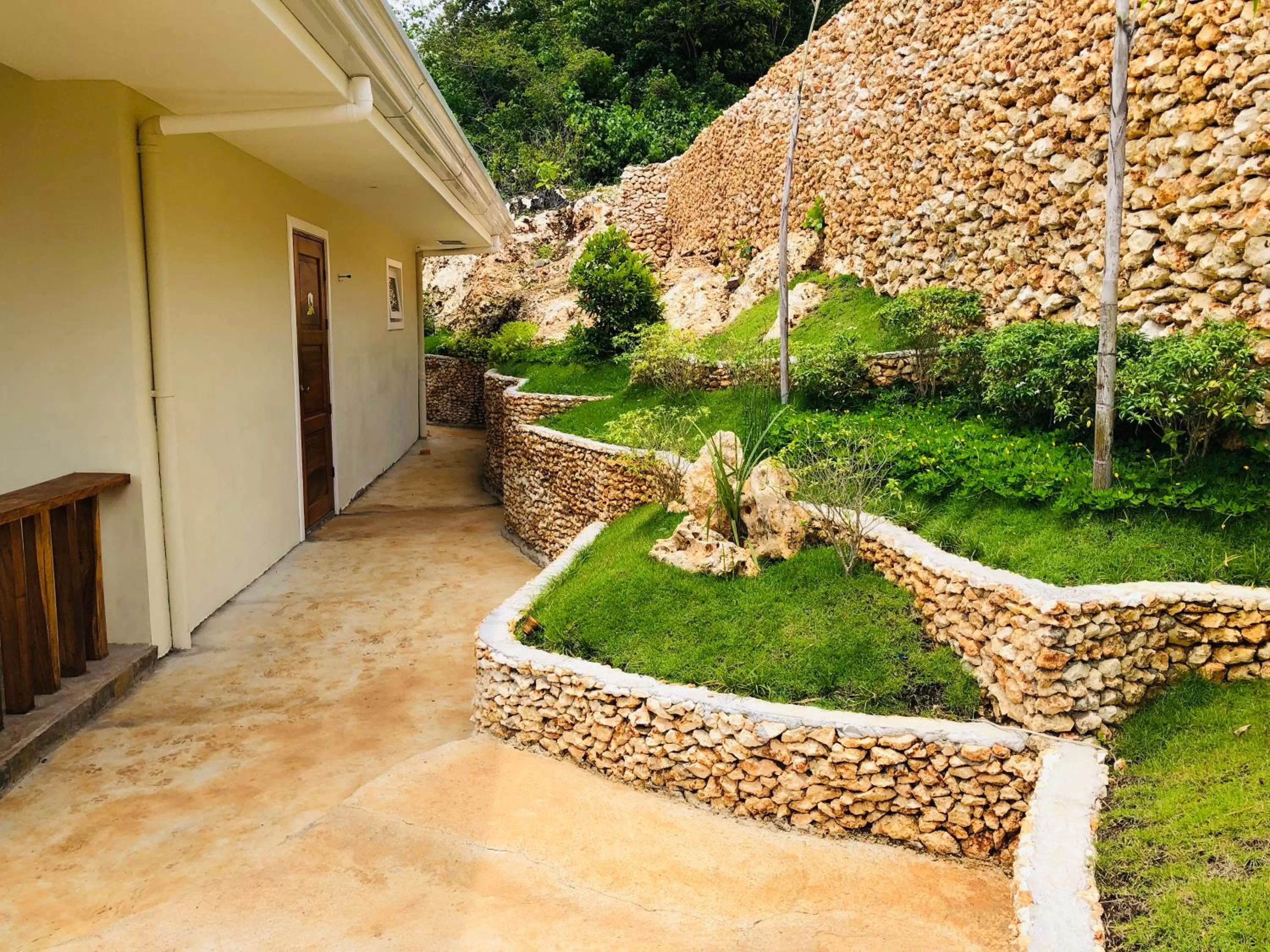 Facade/entrance in South Mountain Resort