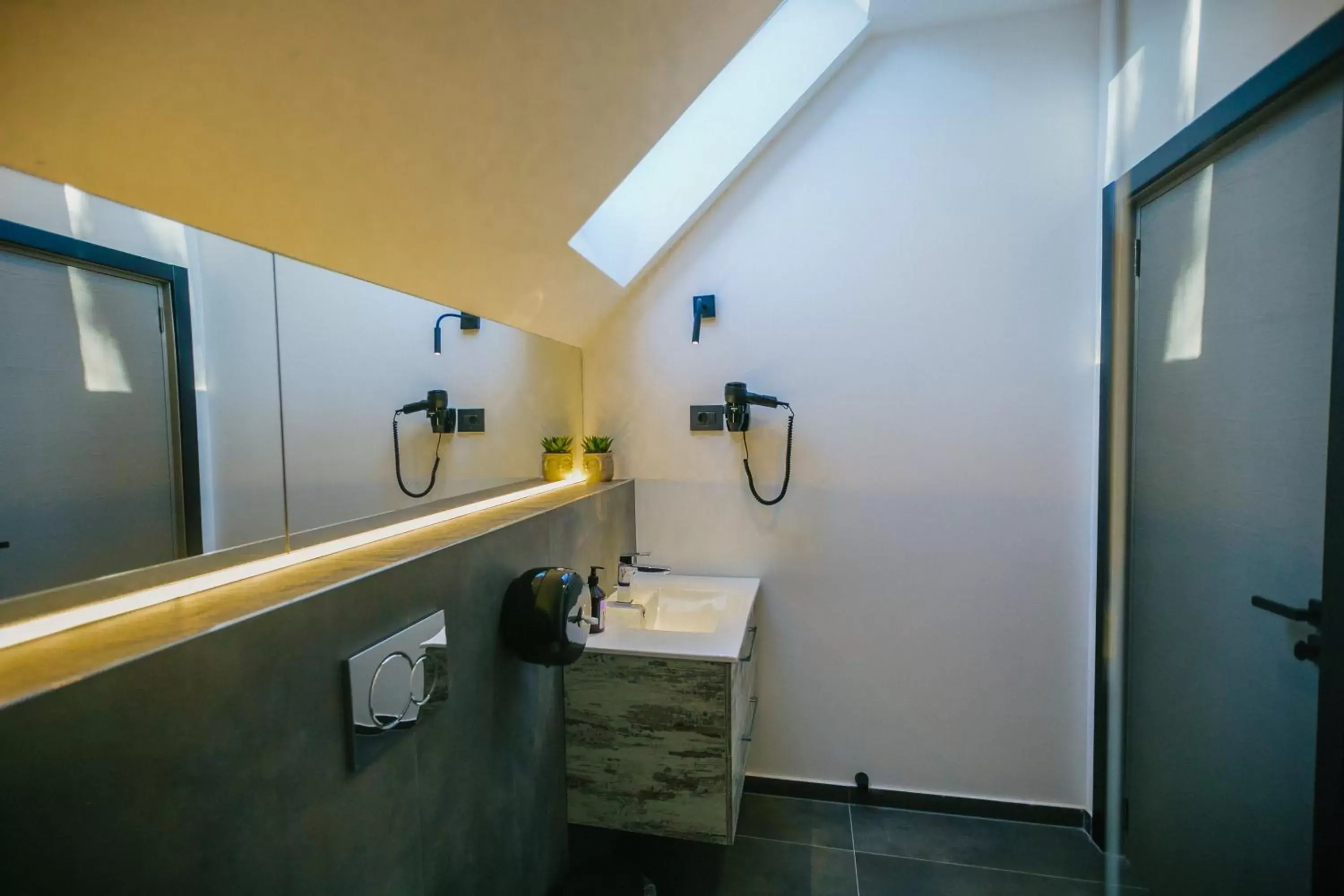 Studio with Lake View in Adventure Lake Resort - Simared Studio with Lake View in Adventure Lake Resort - Simared