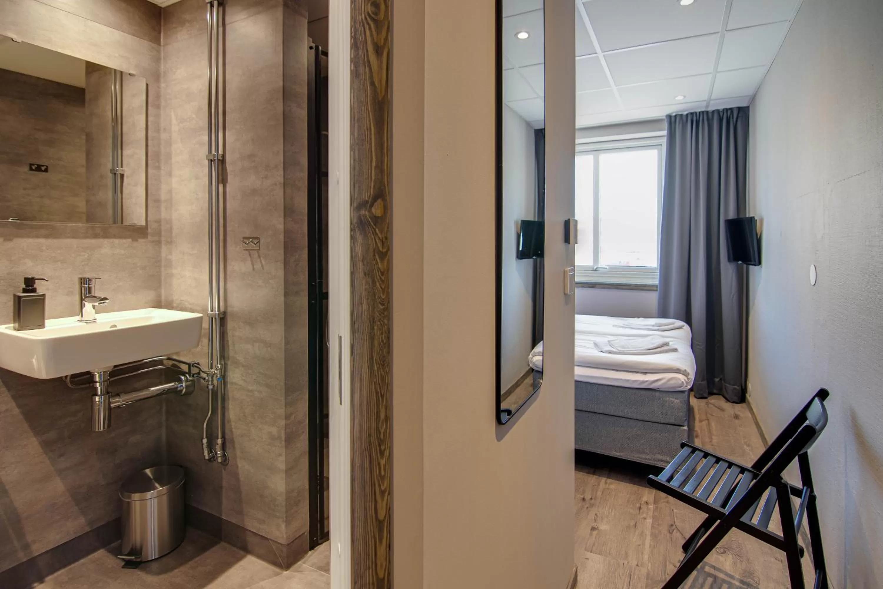 Bed in Karlskrona H&H