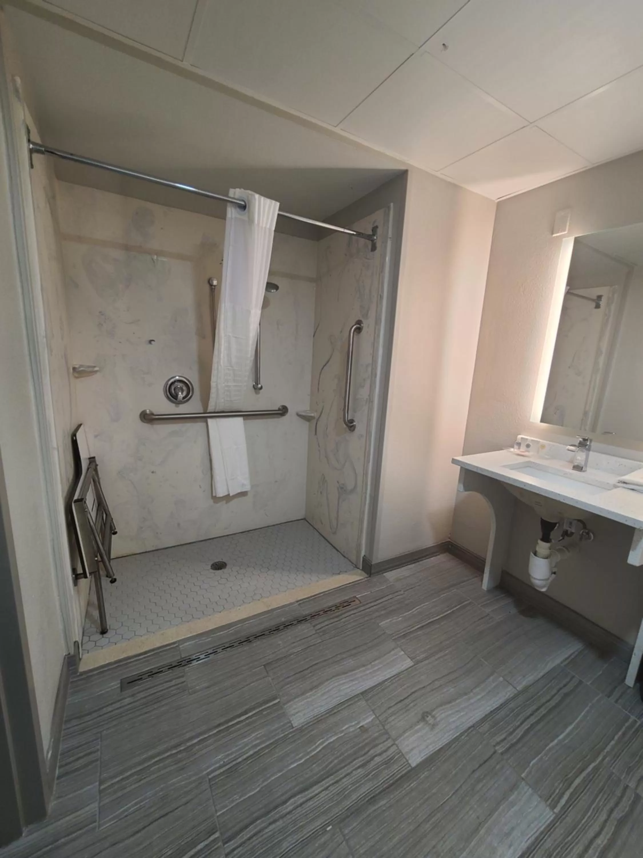 Comfort Inn Boston Milford