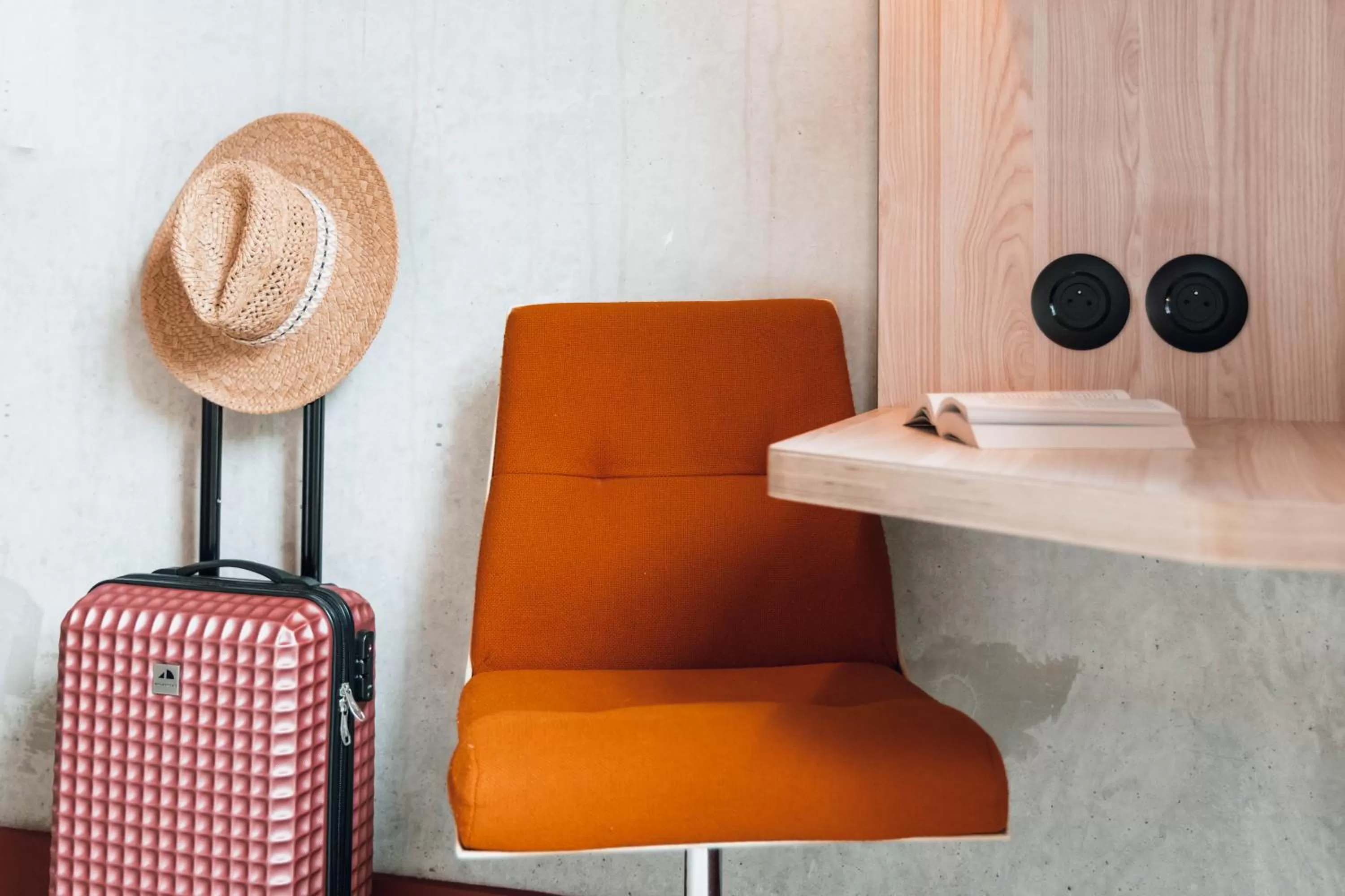 Bedroom in greet Hotel La Rochelle Centre